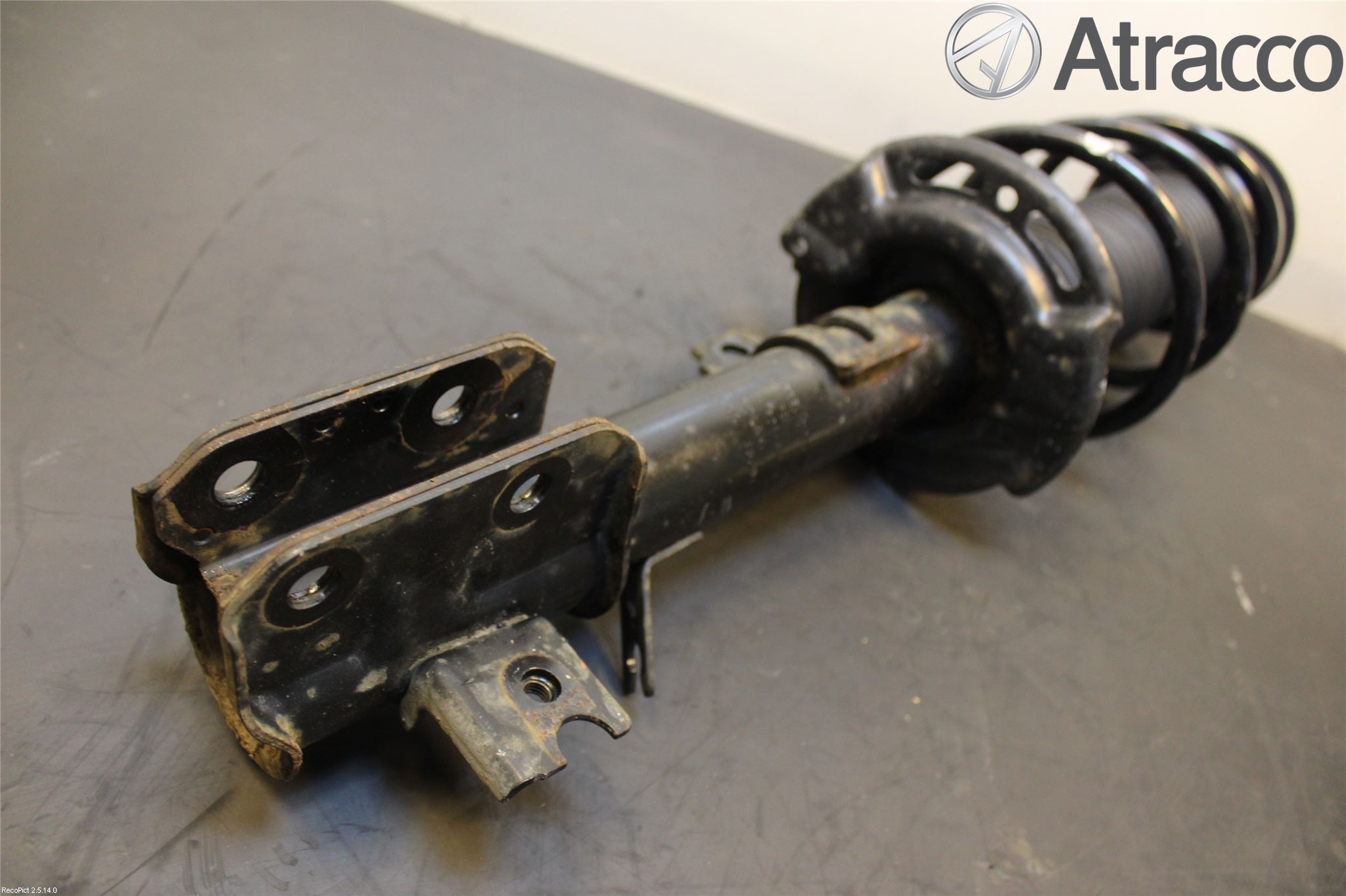 Suzuki SWIFT 11-16 Fjäderben Fram Höger