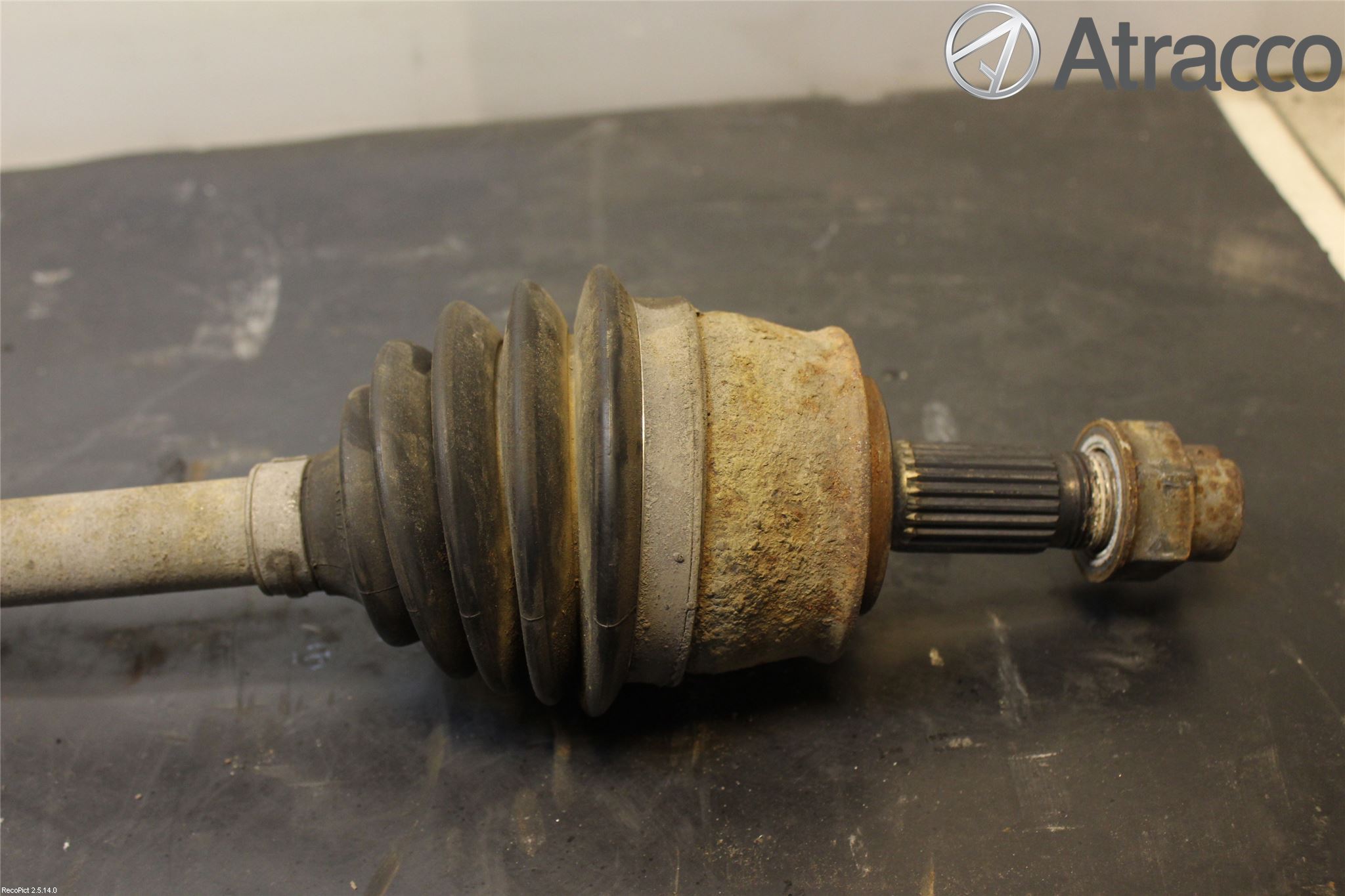 Fiat GRANDE PUNTO 05-10 Drivaxel Fram Höger