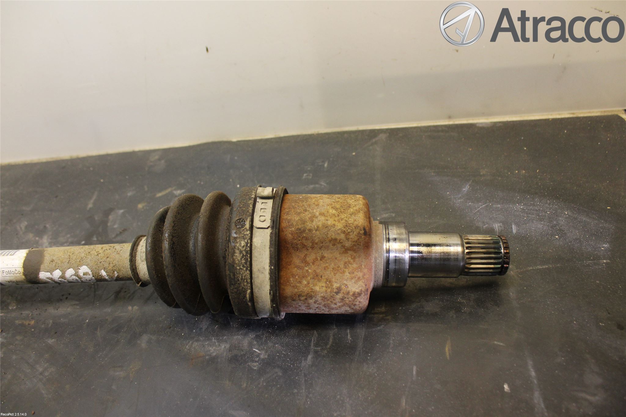 Ford FIESTA 09-12 Drivaxel Fram Vänster