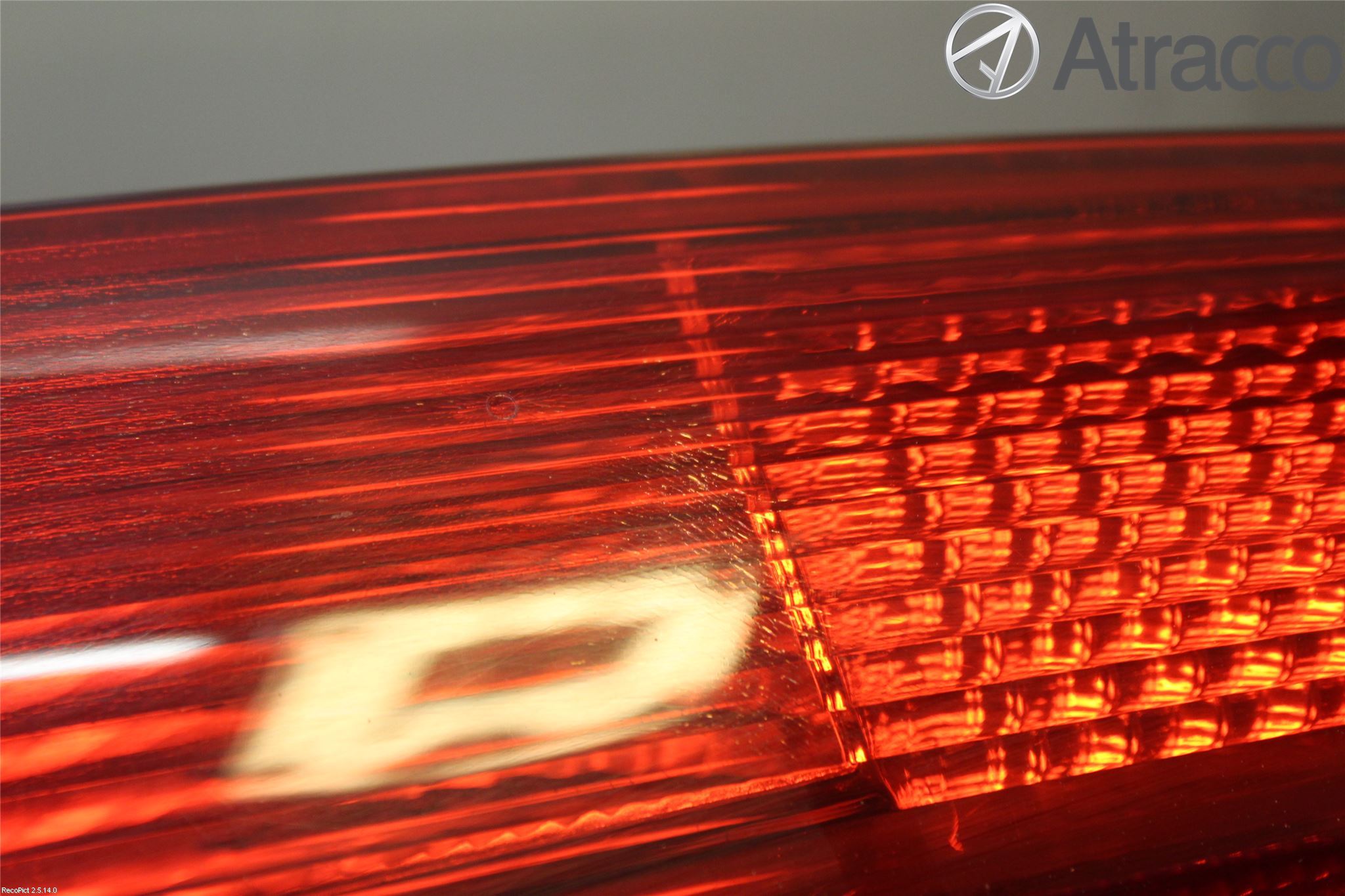 Ford FOCUS     04-07 Bakljus Höger