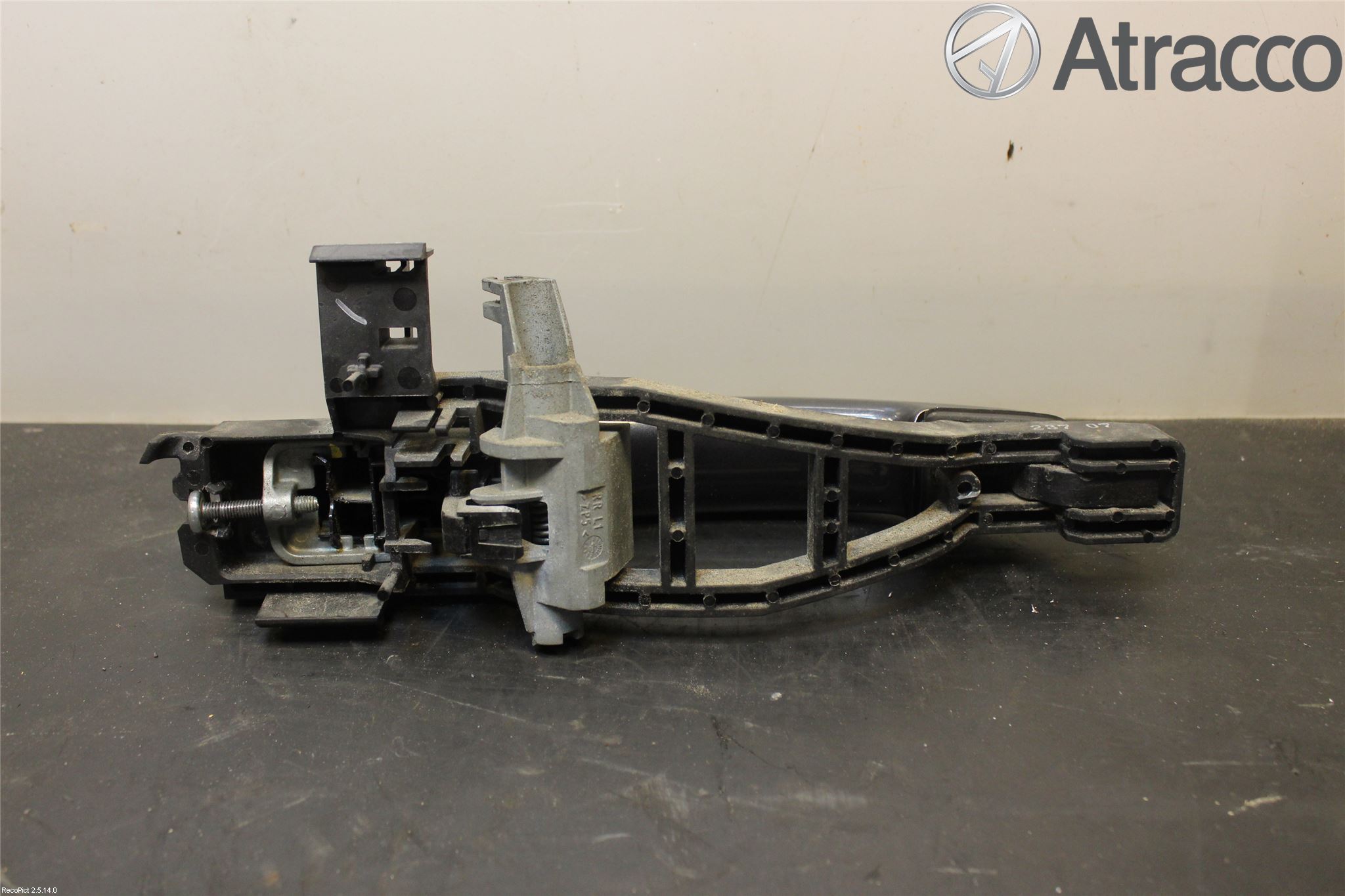 Ford FOCUS     04-07 Dörrhandtag Yttre Vä