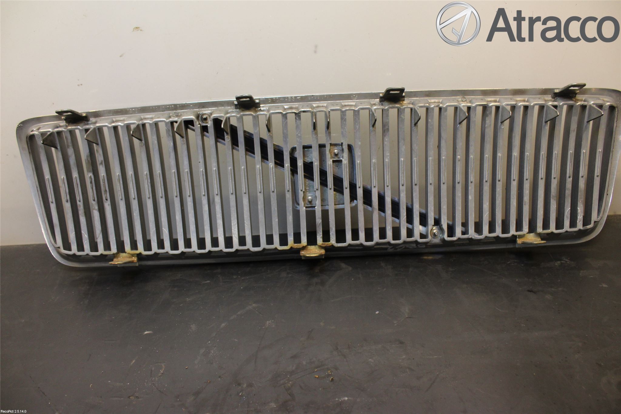 Volvo S80 99-03 Grill Komp