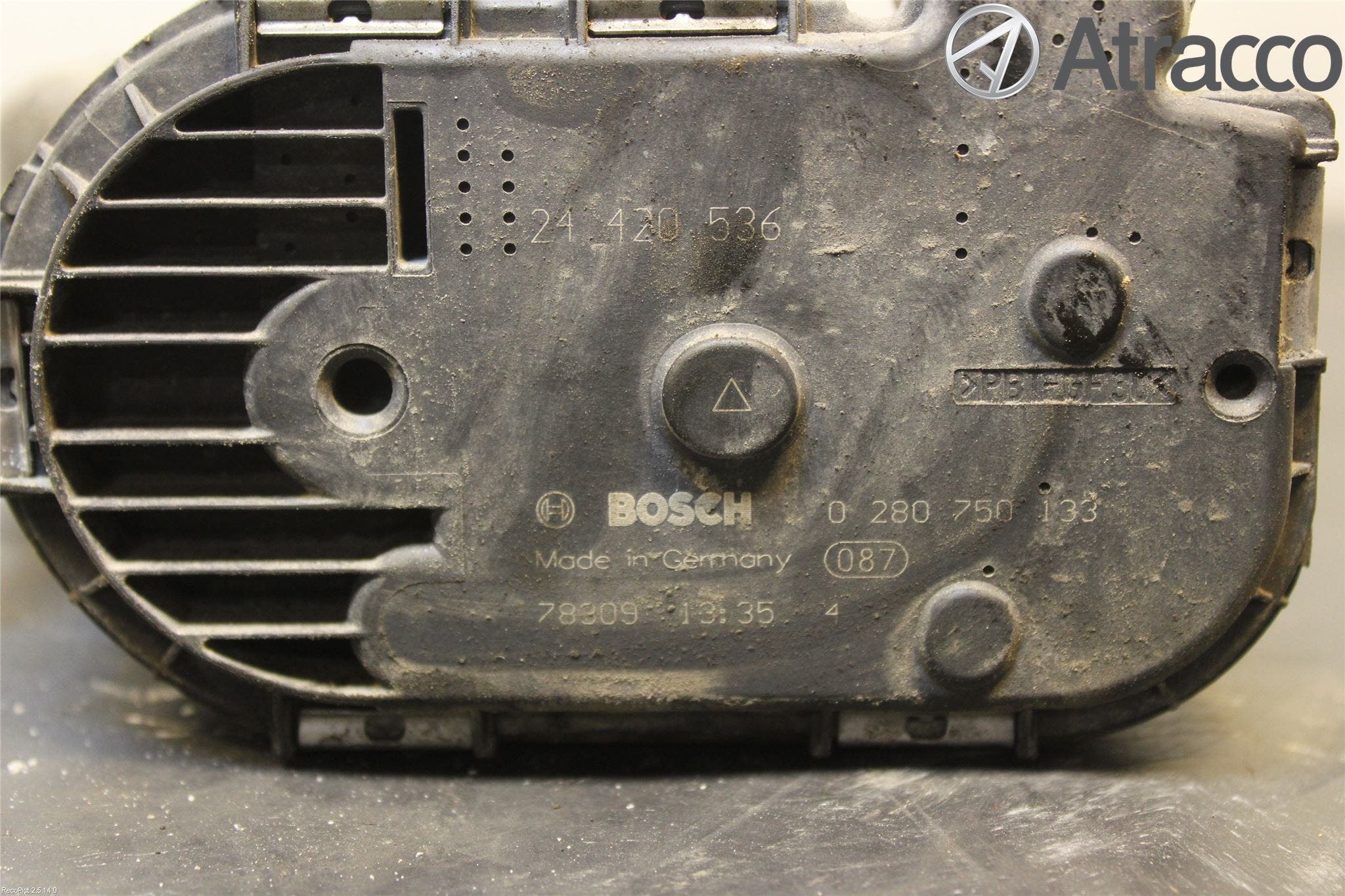 Opel CORSA D 07-14 Injspjällhus