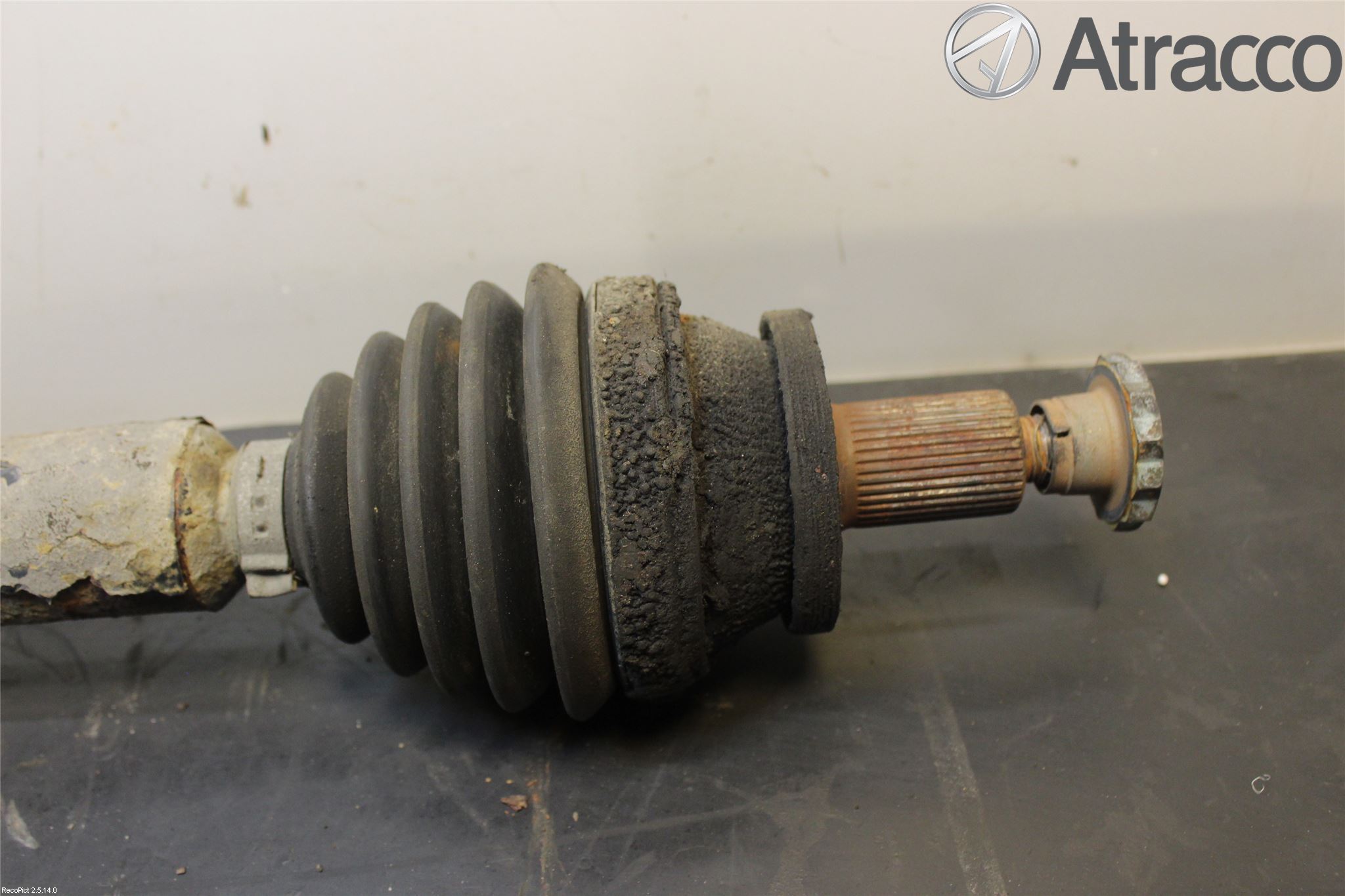 Seat IBIZA III 02-06 Drivaxel Fram Höger