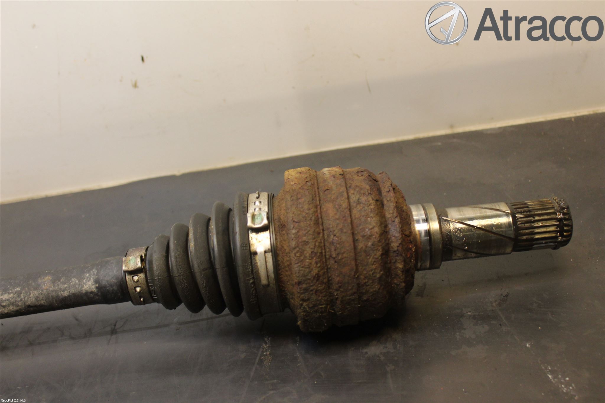 Volvo XC70 05-07 Drivaxel Bak Vänster