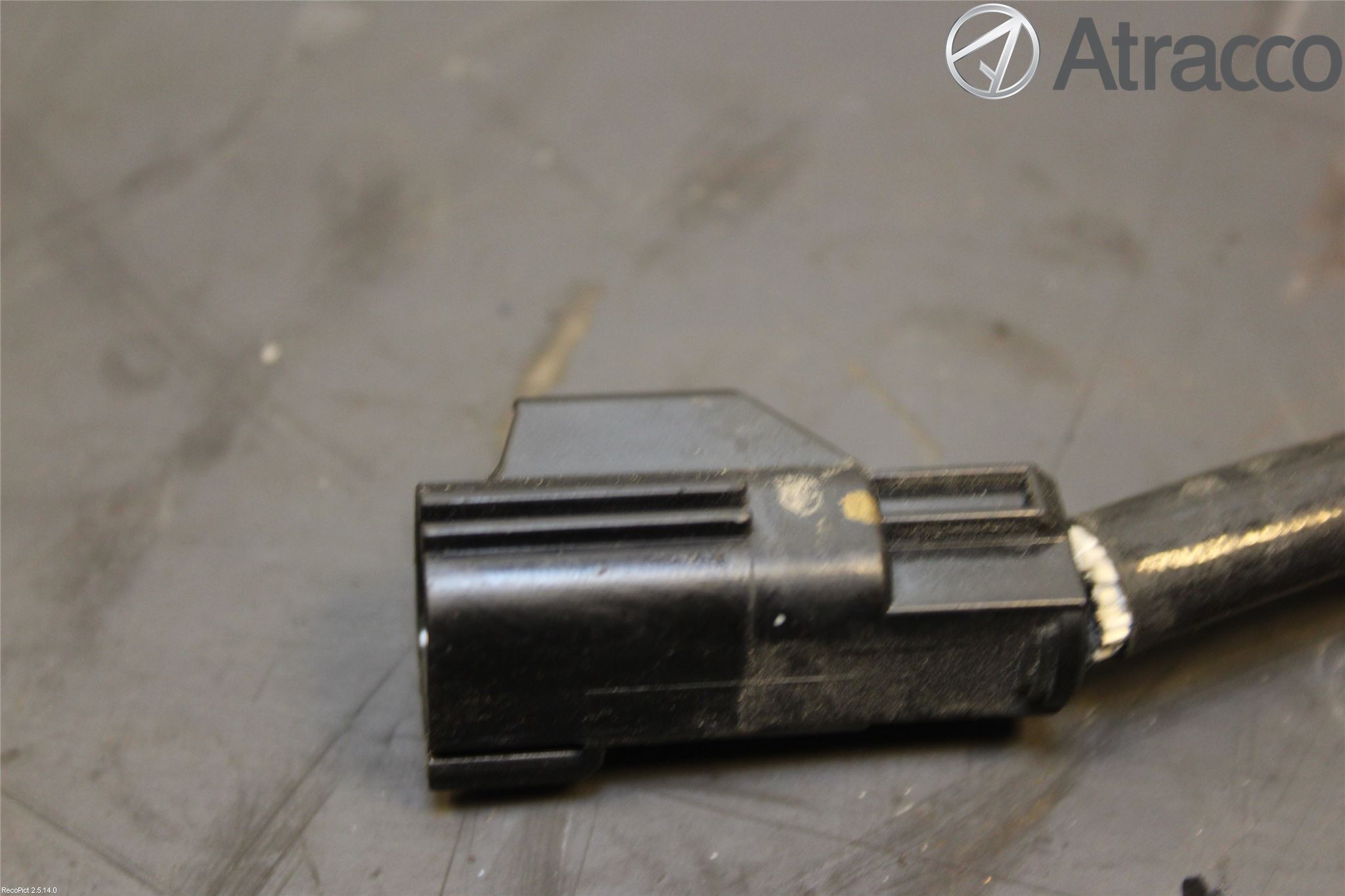 Volvo XC70 05-07 Sensor Avgas