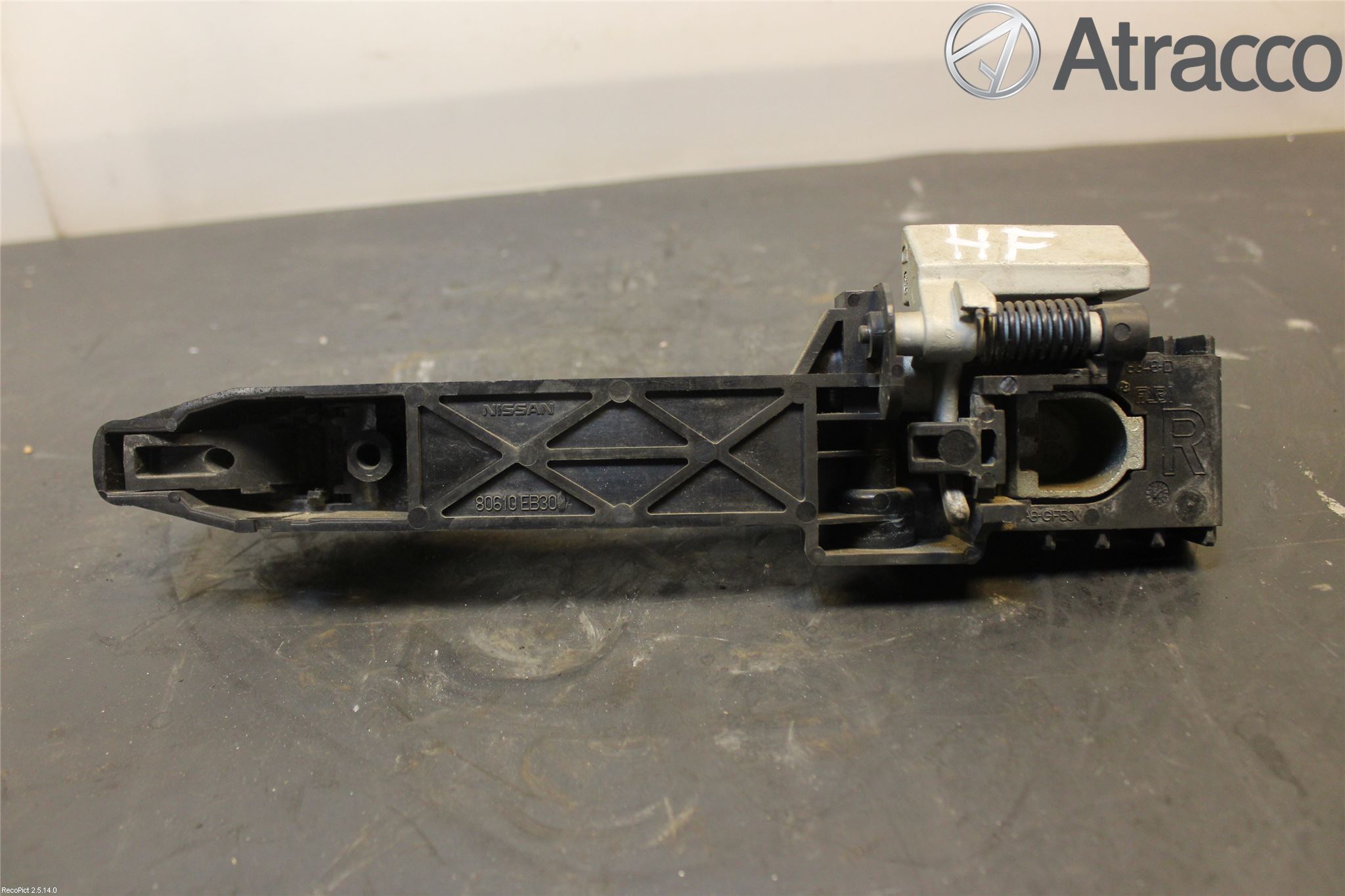 Nissan NAVARA 05-16 Dörrhandtag Yttre Hö