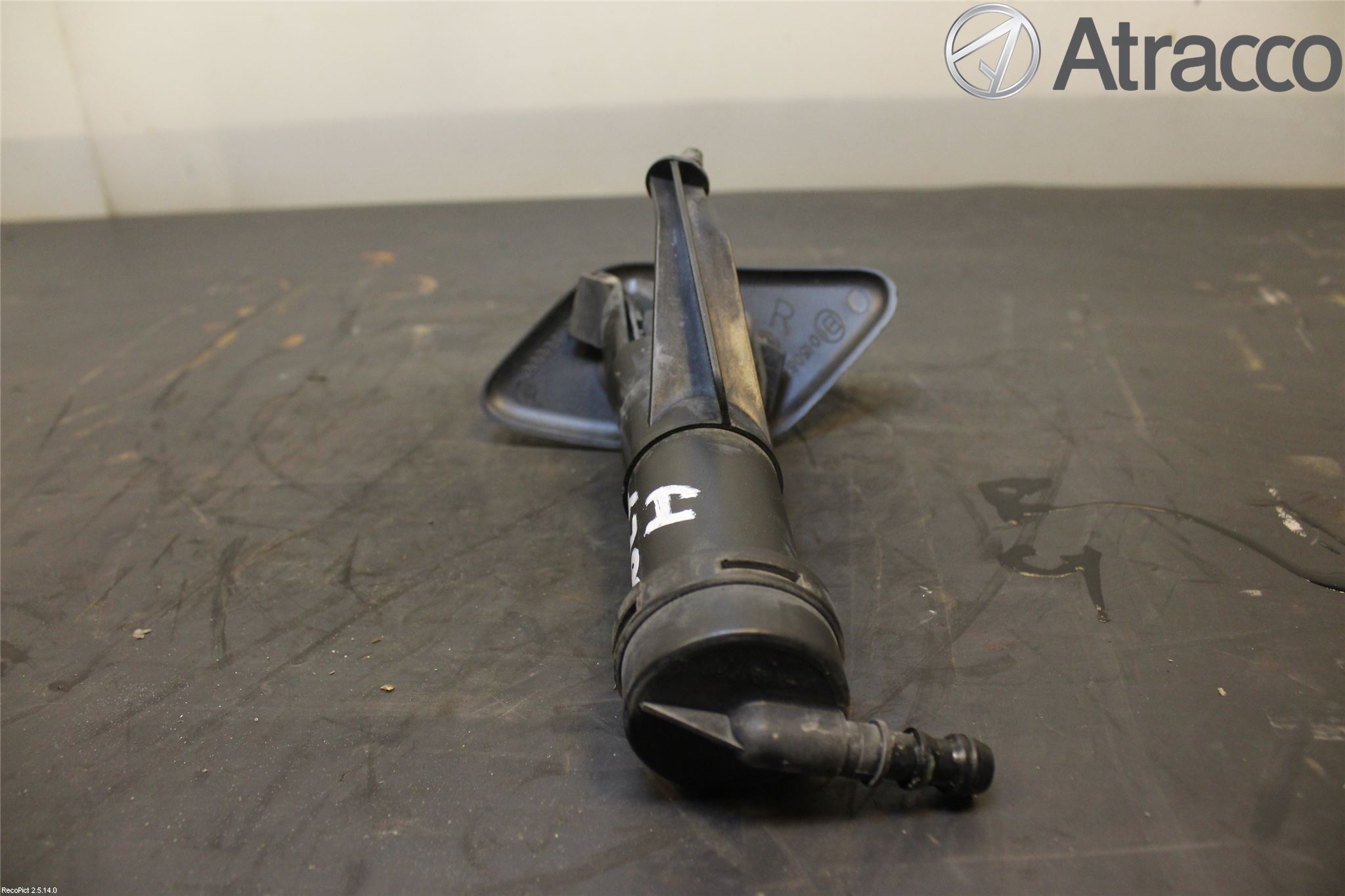 Nissan NOTE E11 06-14 Spolarmunstycke Strålkastare