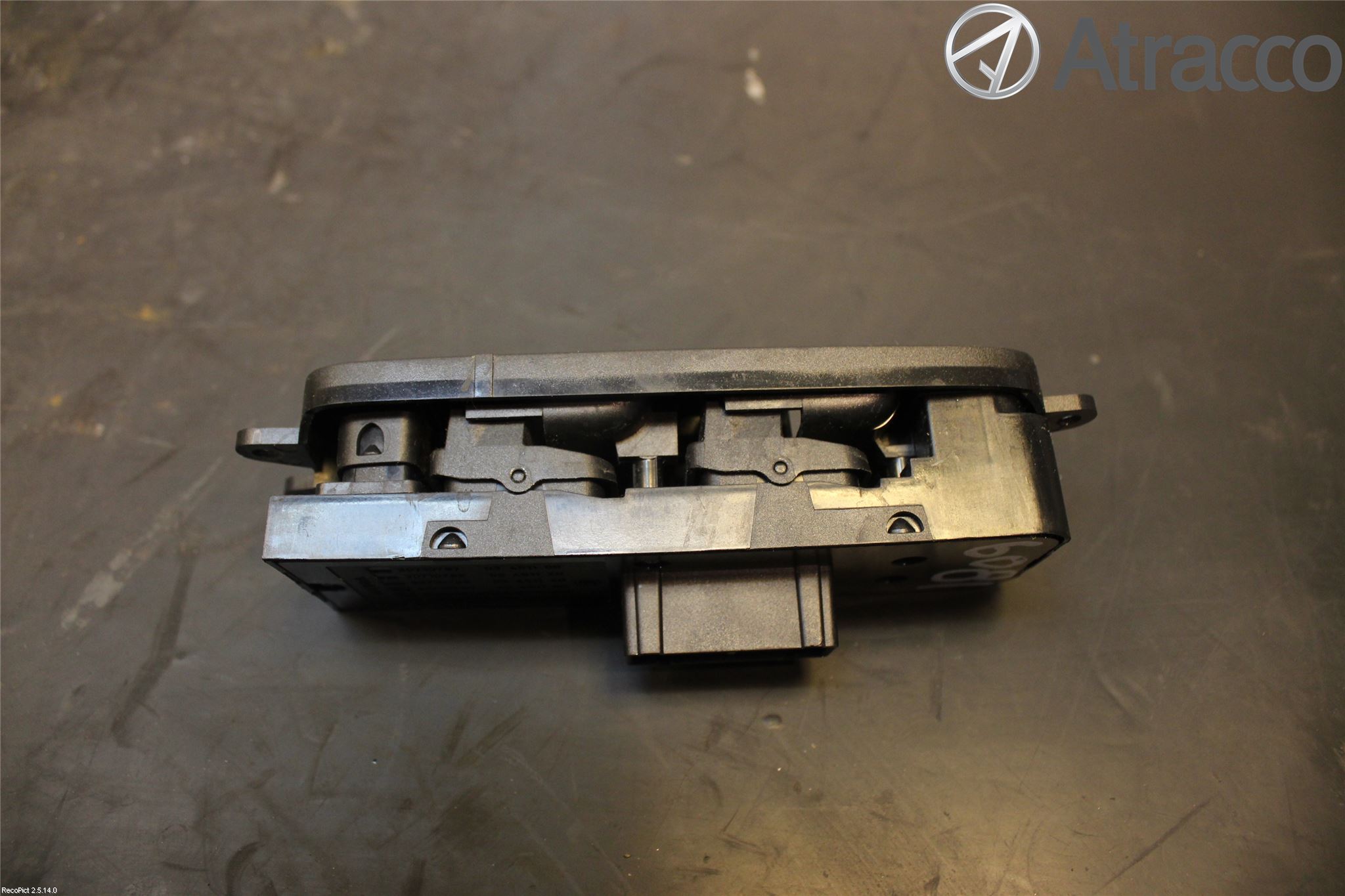 Volvo V50 04-07 Strömställare Elhiss