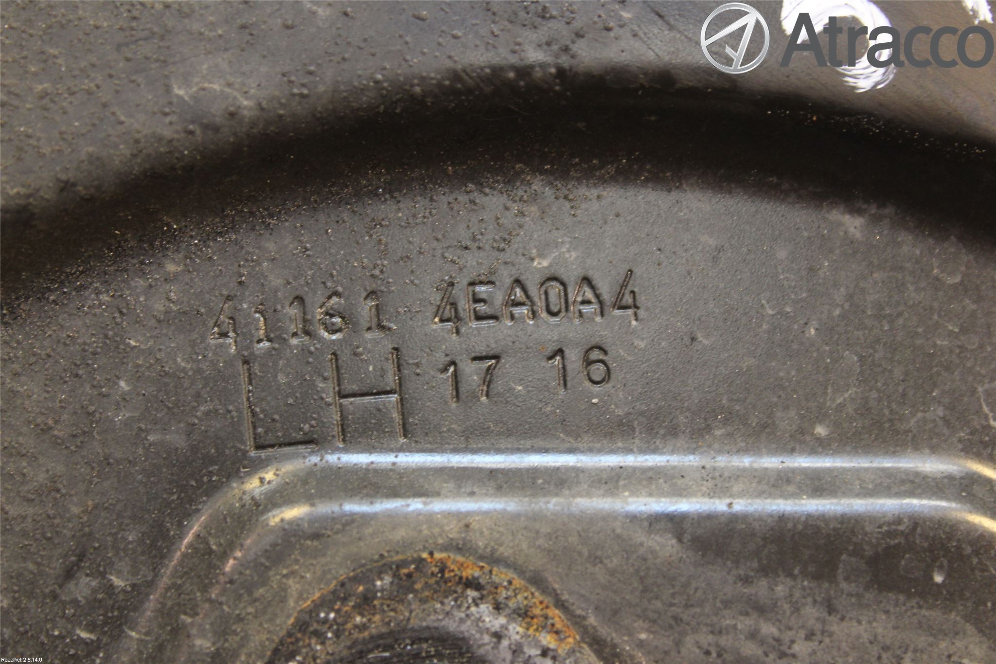 Nissan QASHQAI 14-17 Bromssköld Fram