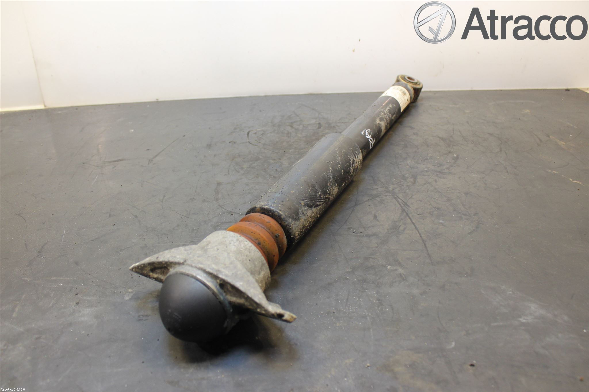 Volkswagen VW PASSAT 11-14 Stötdämpare Bak