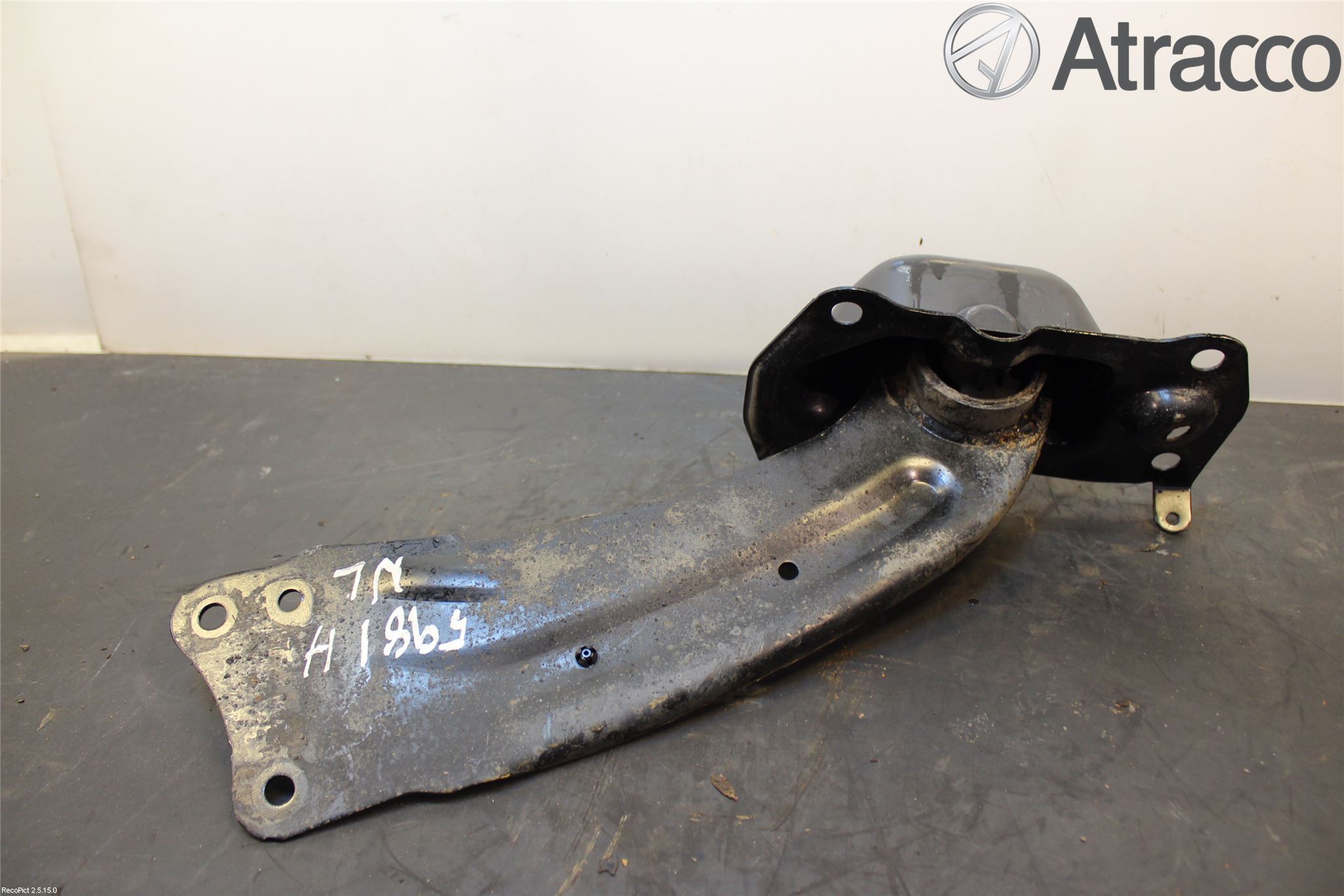 Volkswagen VW PASSAT 11-14 Bärarm Bak Höger