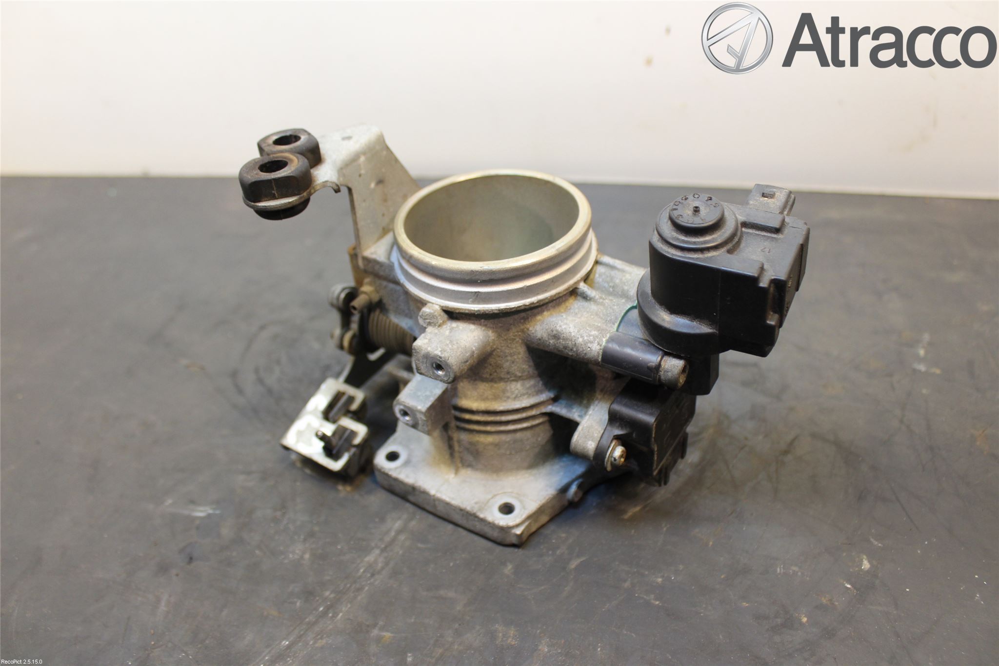 BMW 3 E46      98-05 Injspjällhus