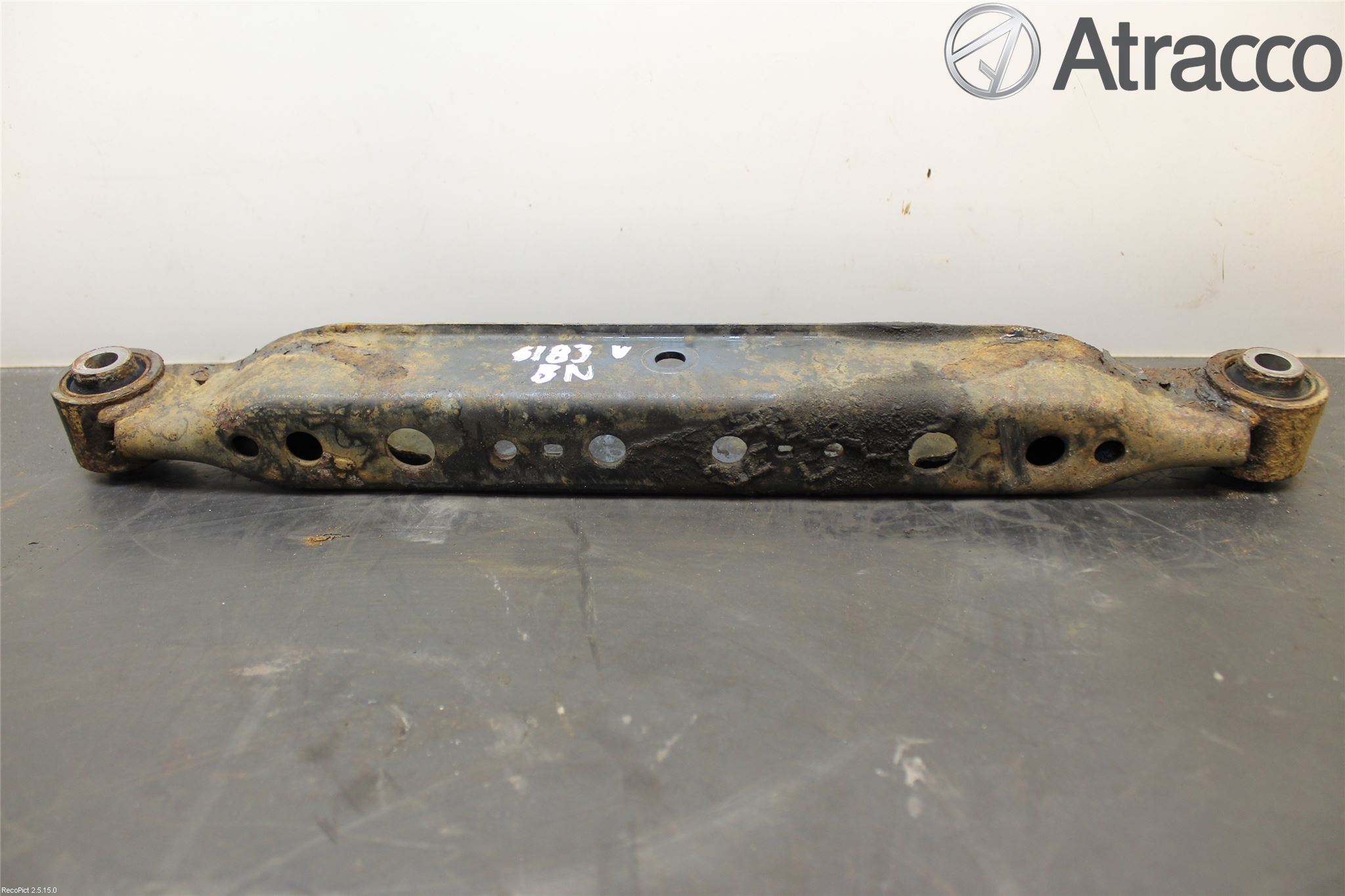 Nissan QASHQAI 10-14 Bärarm Bak Vänster