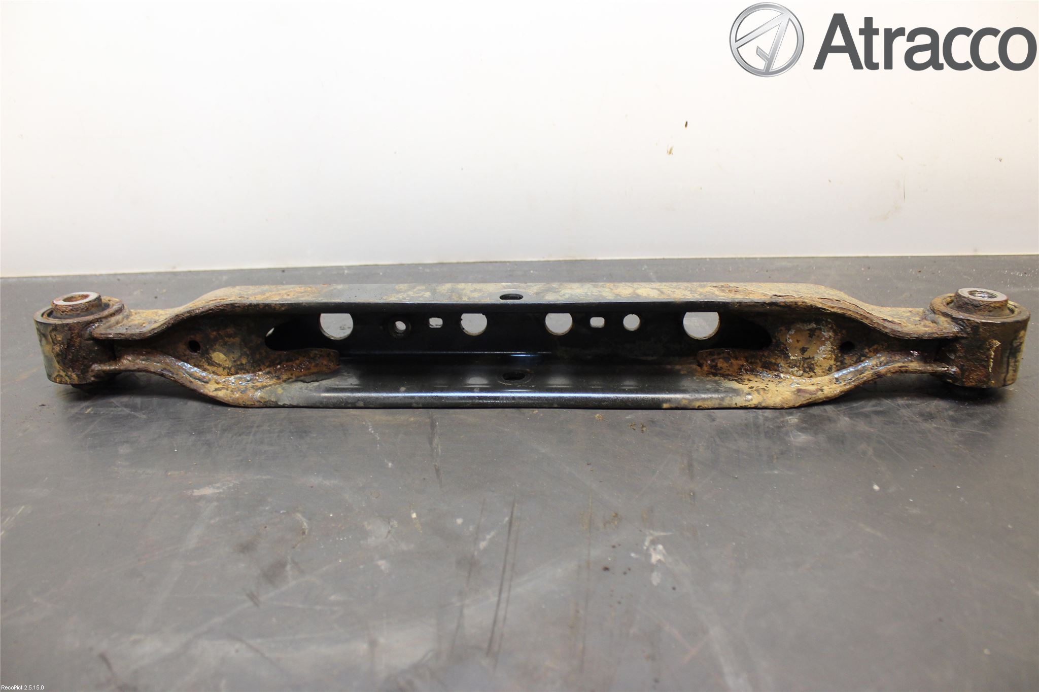 Nissan QASHQAI 10-14 Bärarm Bak Höger