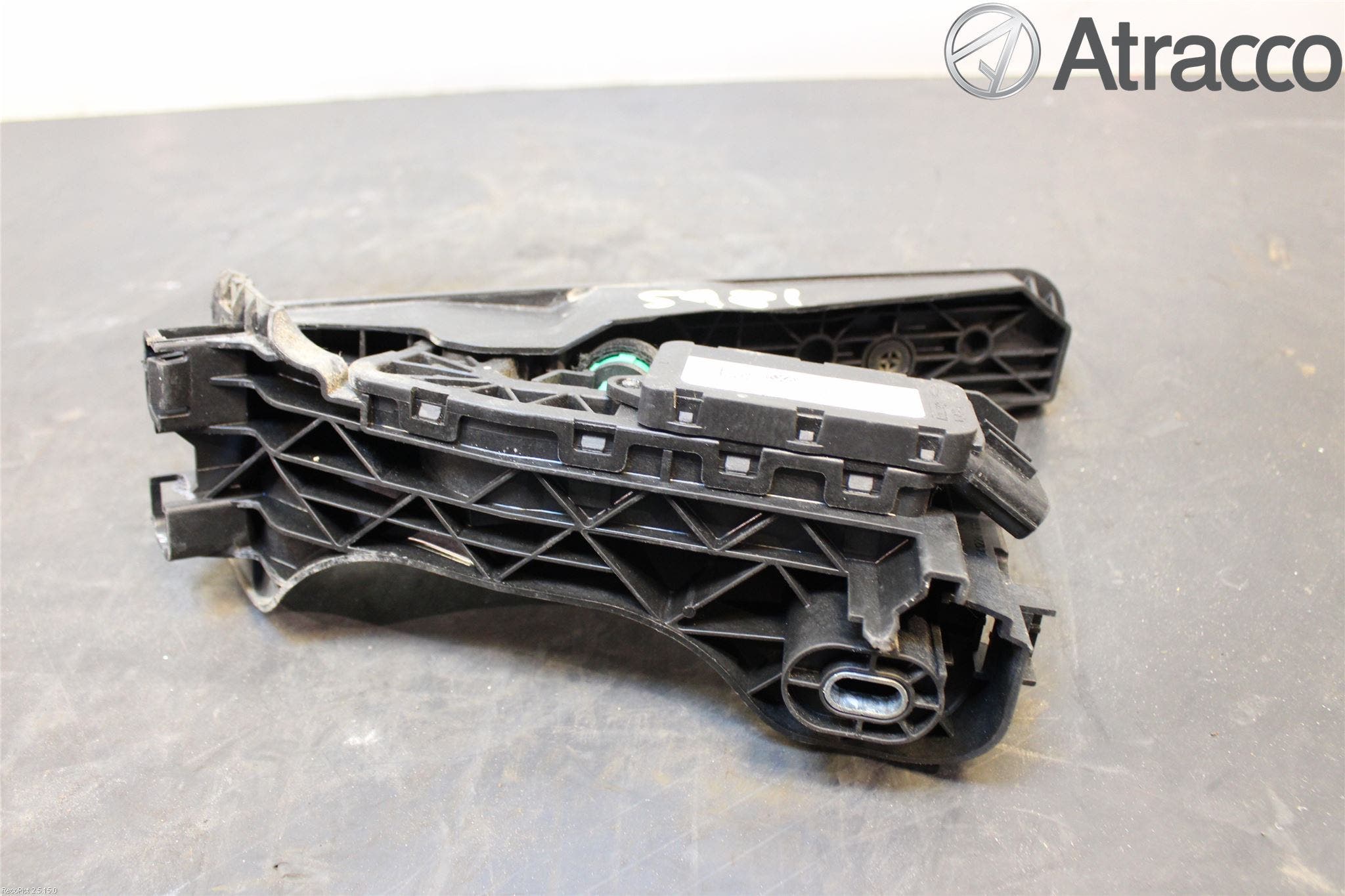 Volkswagen VW PASSAT 11-14 Gaspedal