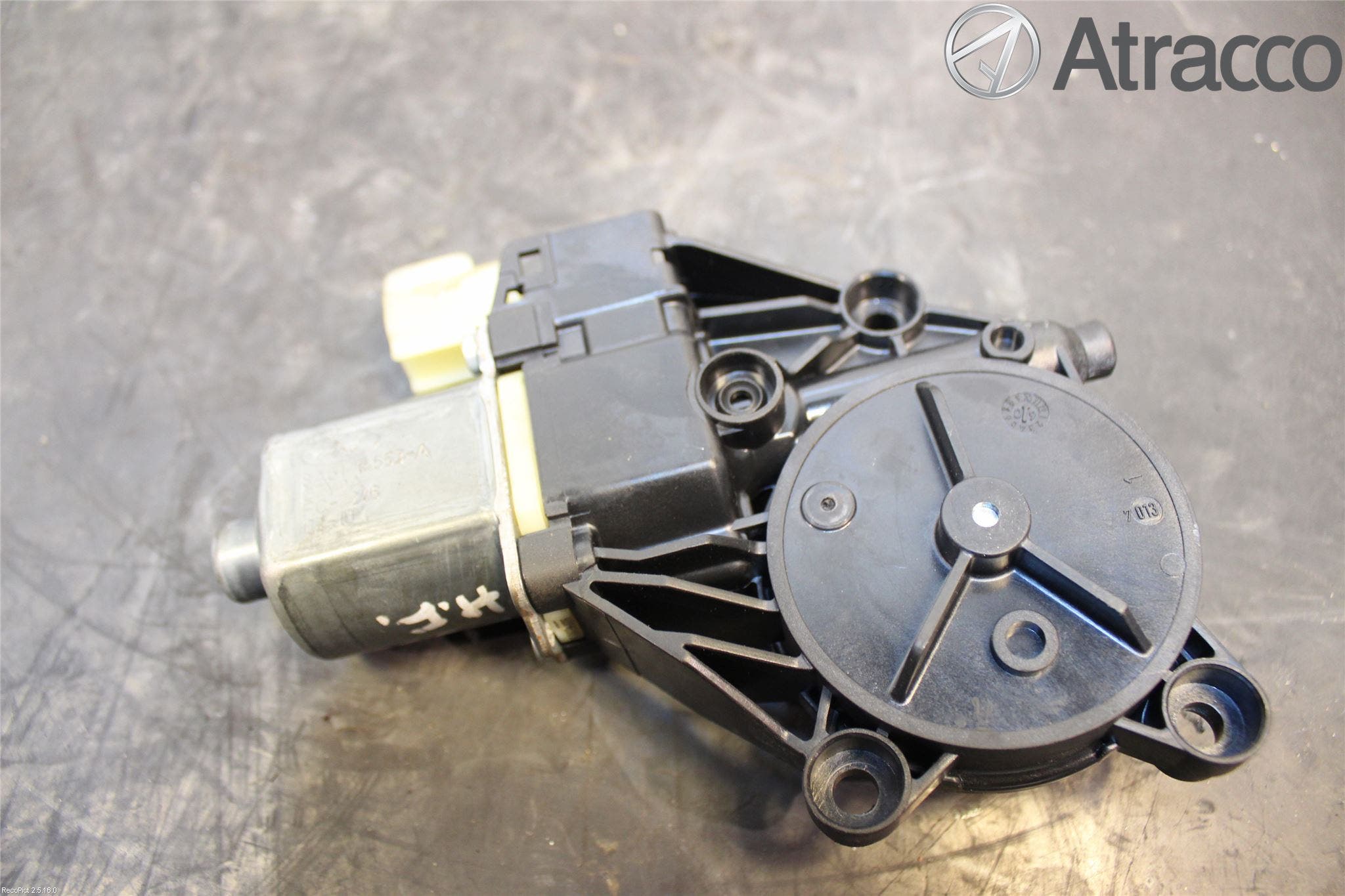 Ford FIESTA 09-12 Fönsterhissmotor