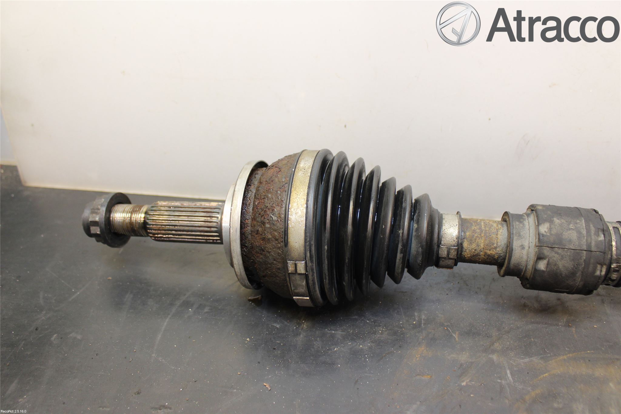 Toyota PRIUS ZVW30 09-20 Drivaxel Fram Vänster