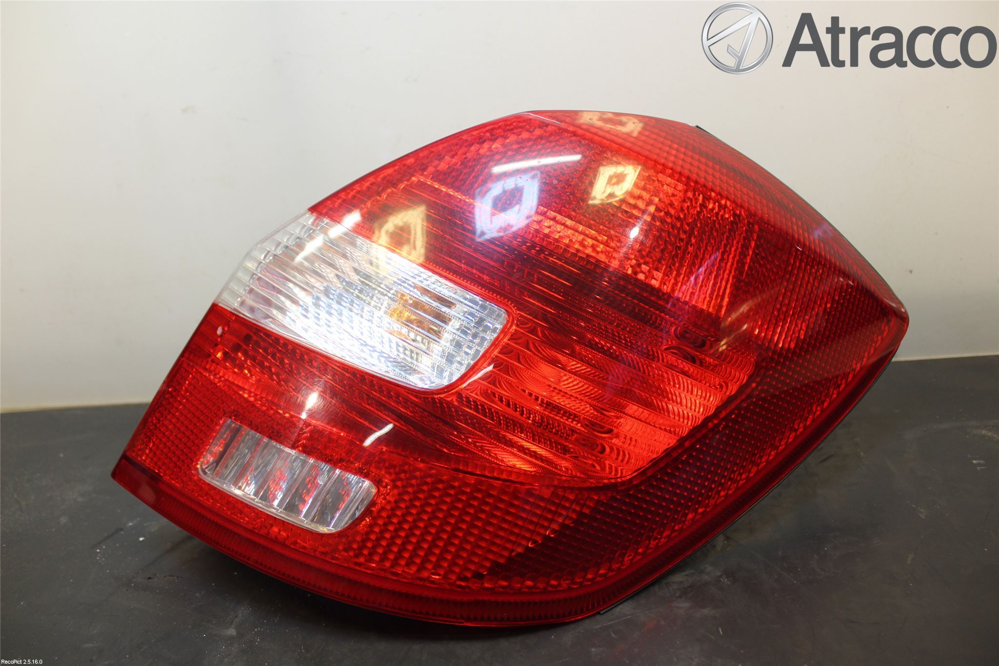 Skoda FABIA 07-14 Bakljus Höger