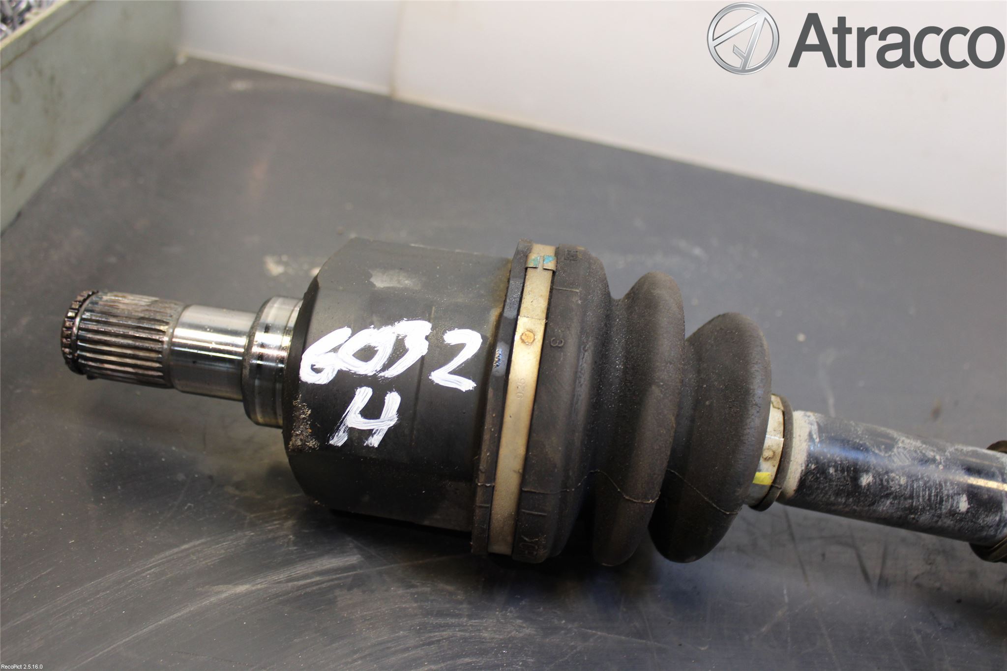 Hyundai SONATA 06-10 Drivaxel Fram Höger