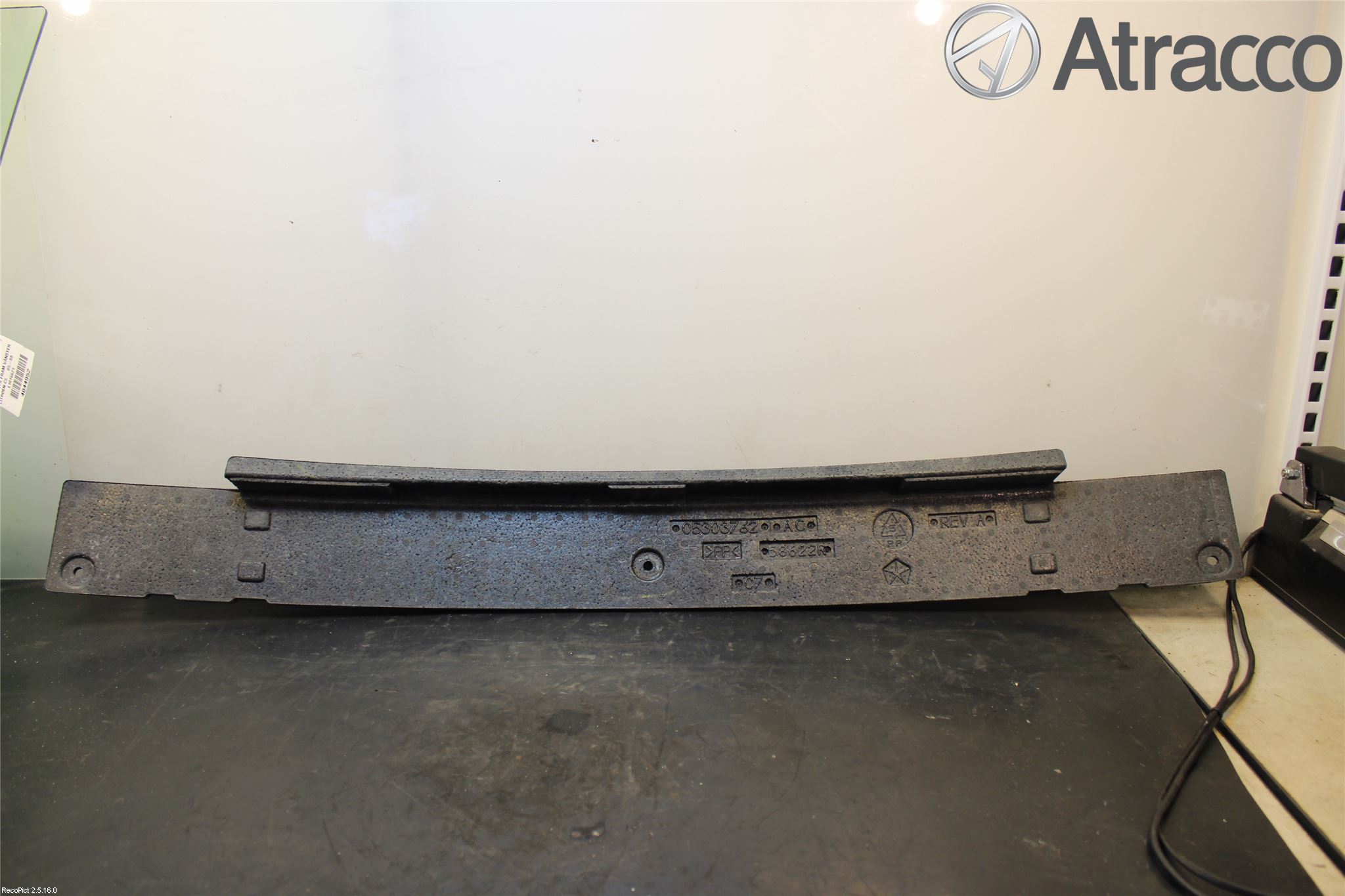 Dodge CALIBER Stötfångar Deformelement Fram