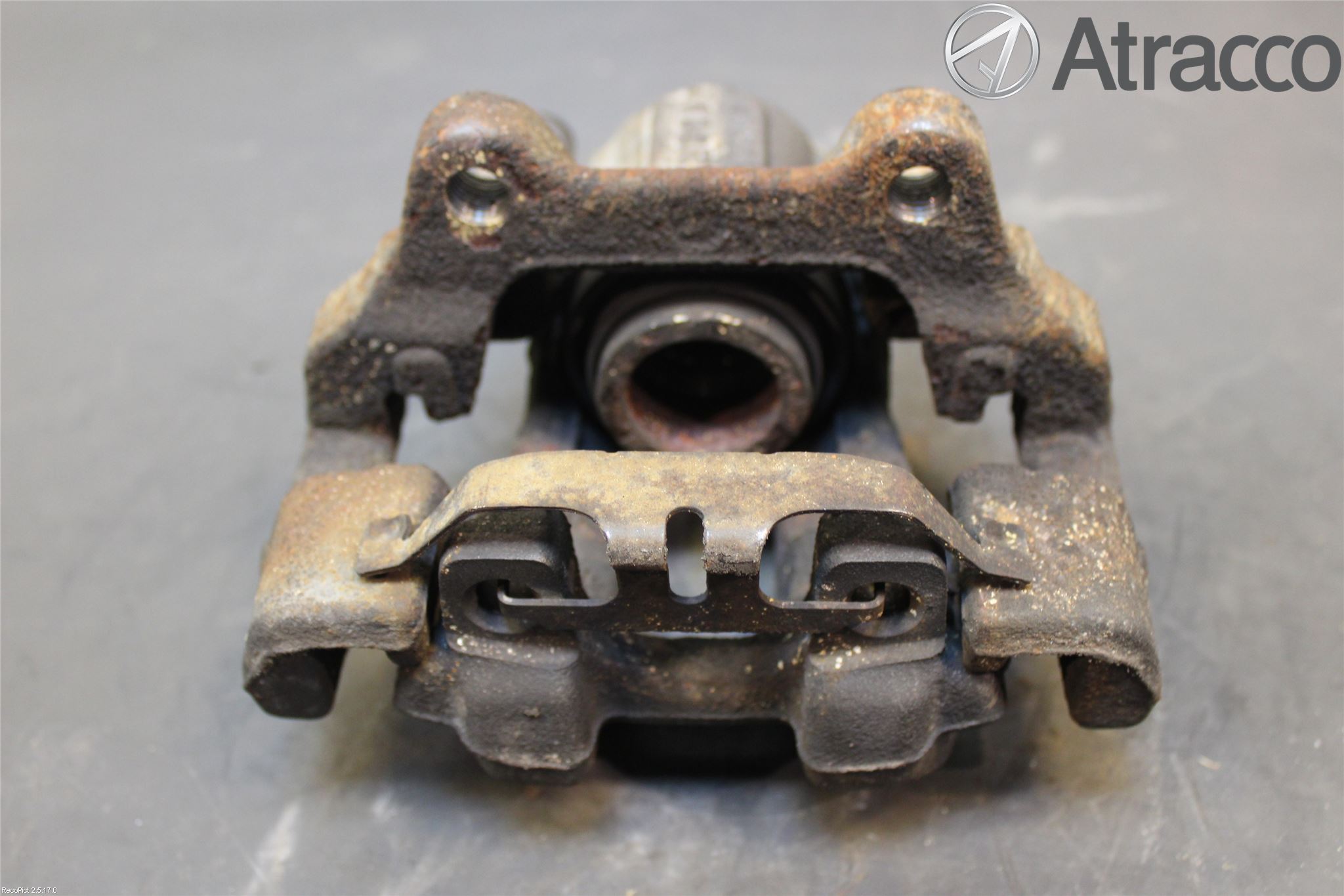 BMW 1 F20/F21 11-19 Bromsok Bak Vänster