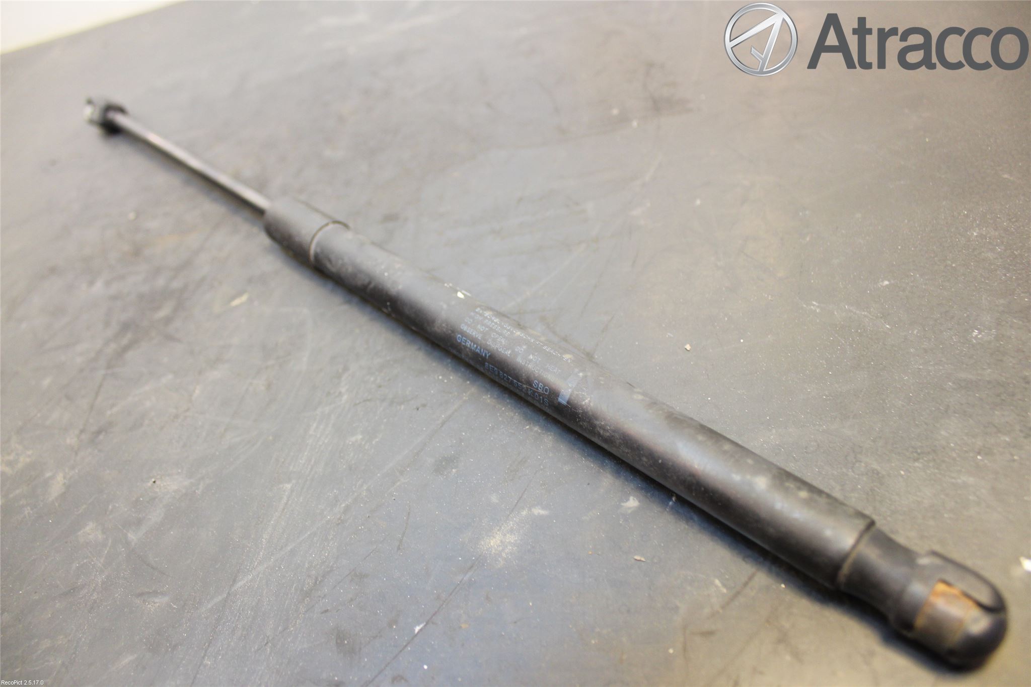 Audi A4/S4 05-07 Gasfjäder Baklucka