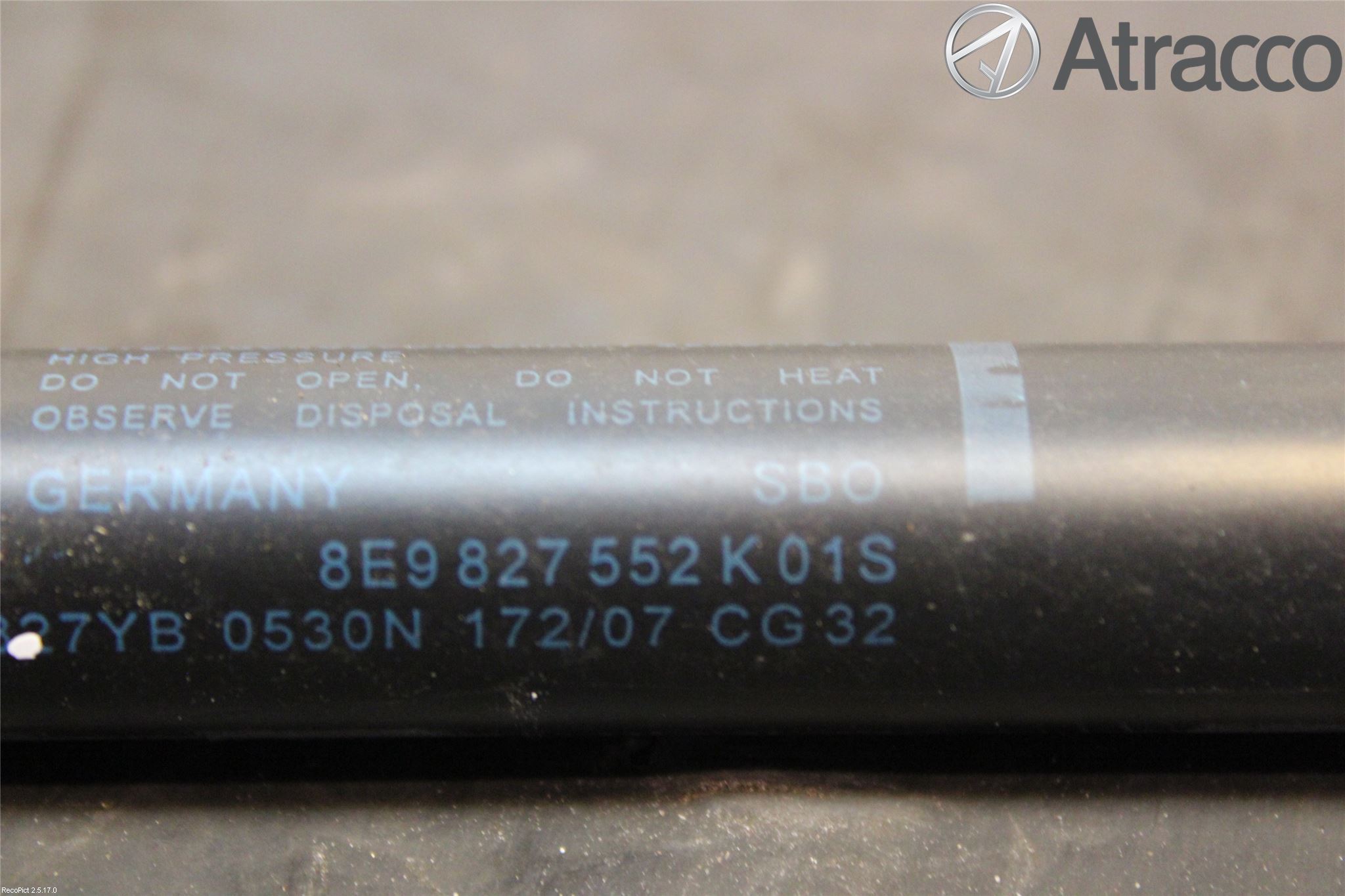 Audi A4/S4 05-07 Gasfjäder Baklucka