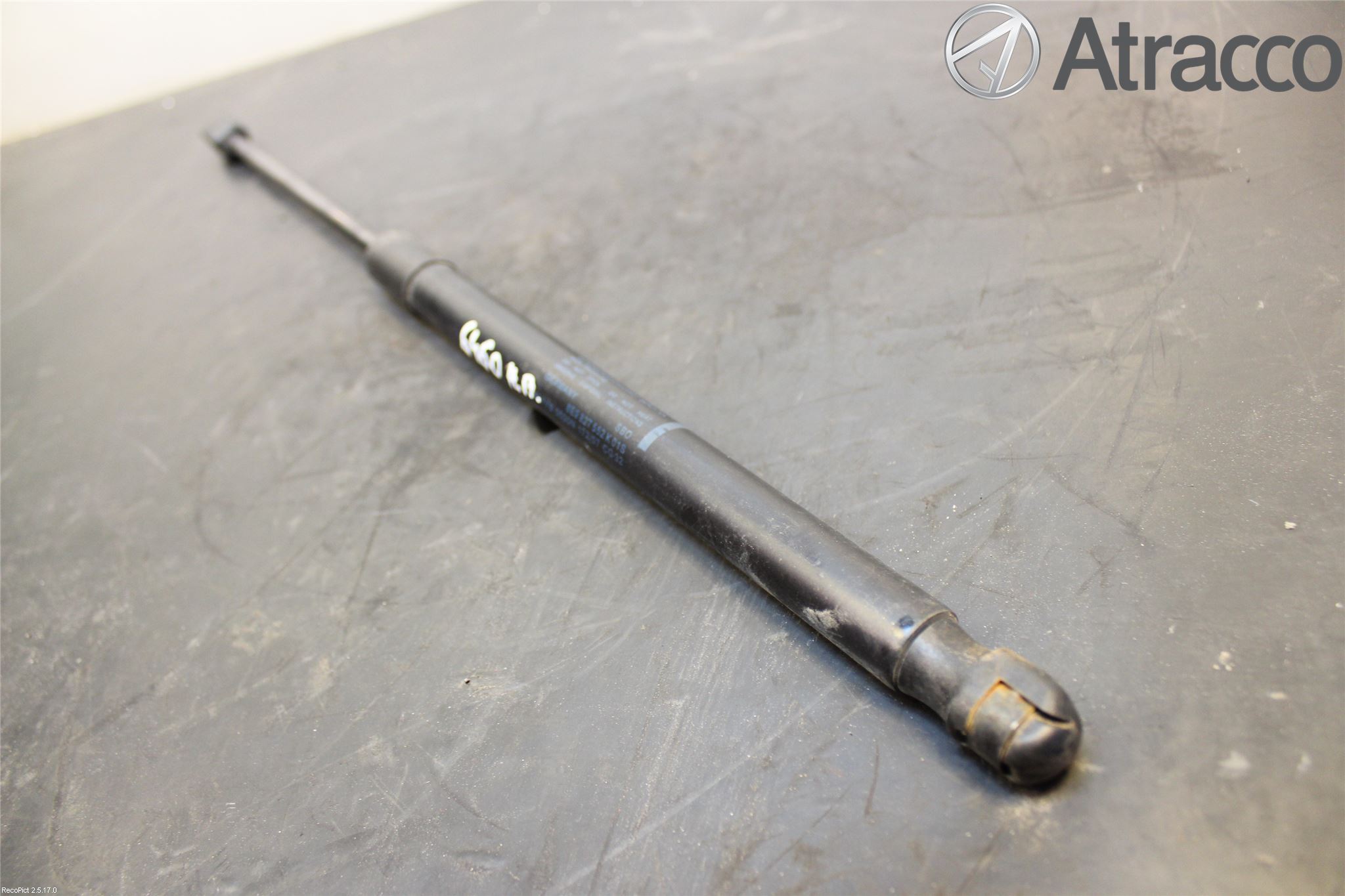 Audi A4/S4 05-07 Gasfjäder Baklucka