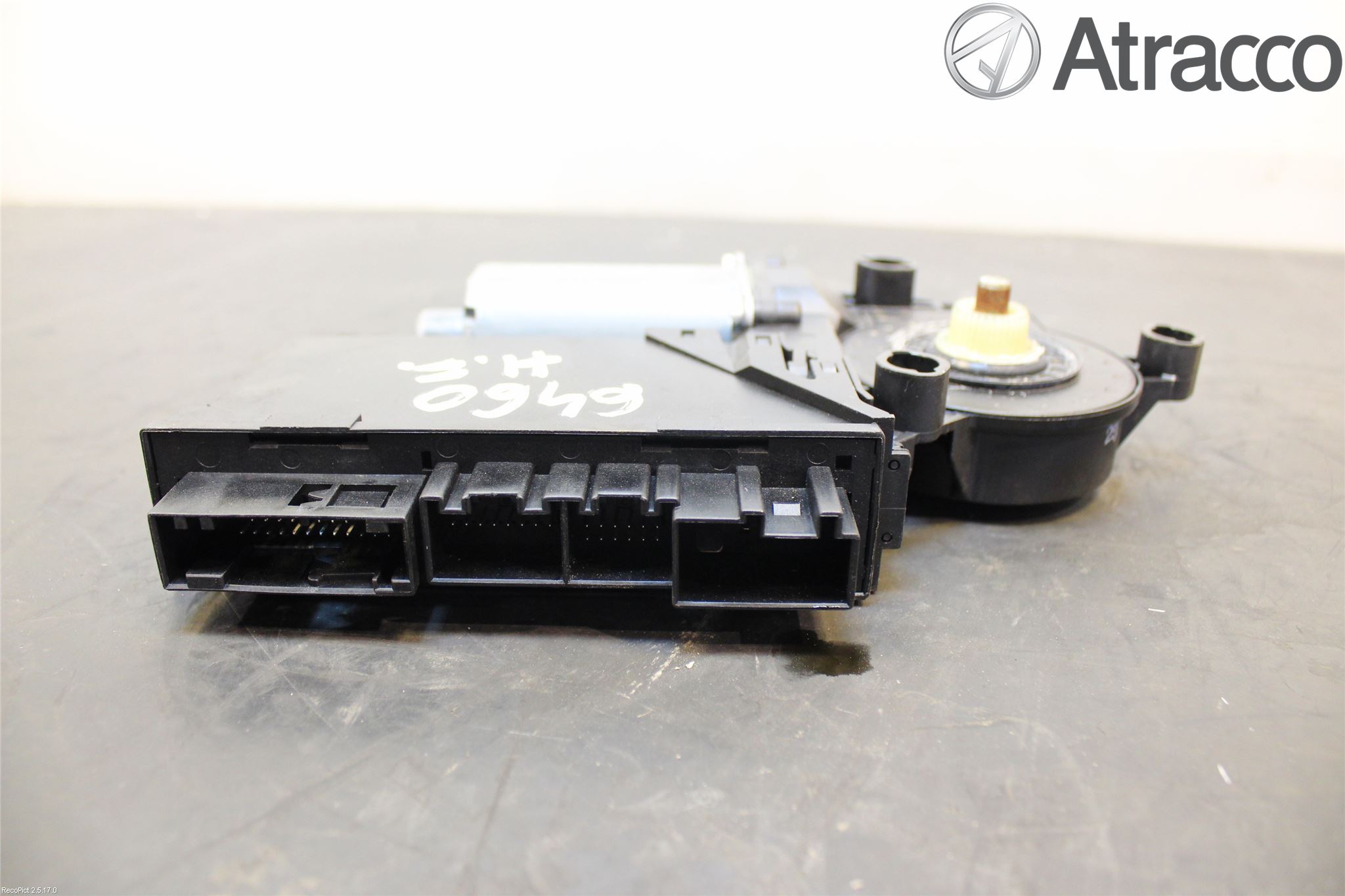 Audi A4/S4 05-07 Fönsterhissmotor