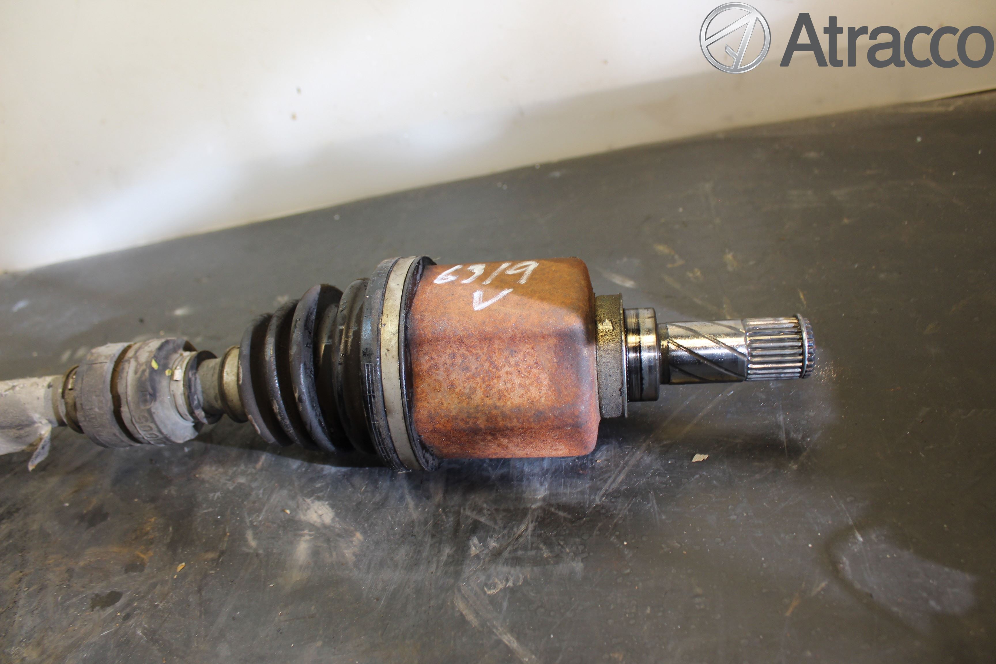 Nissan JUKE 10-14 Drivaxel Fram Vänster