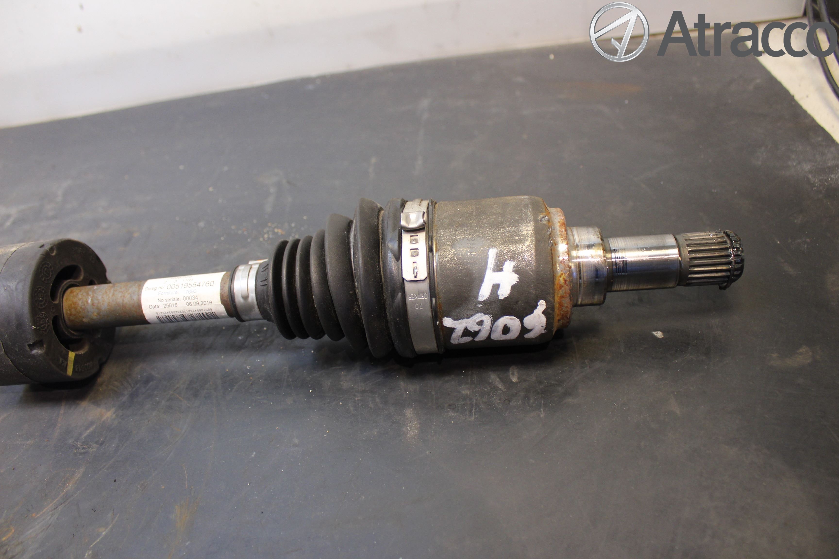 Fiat 500 07- Drivaxel Fram Höger