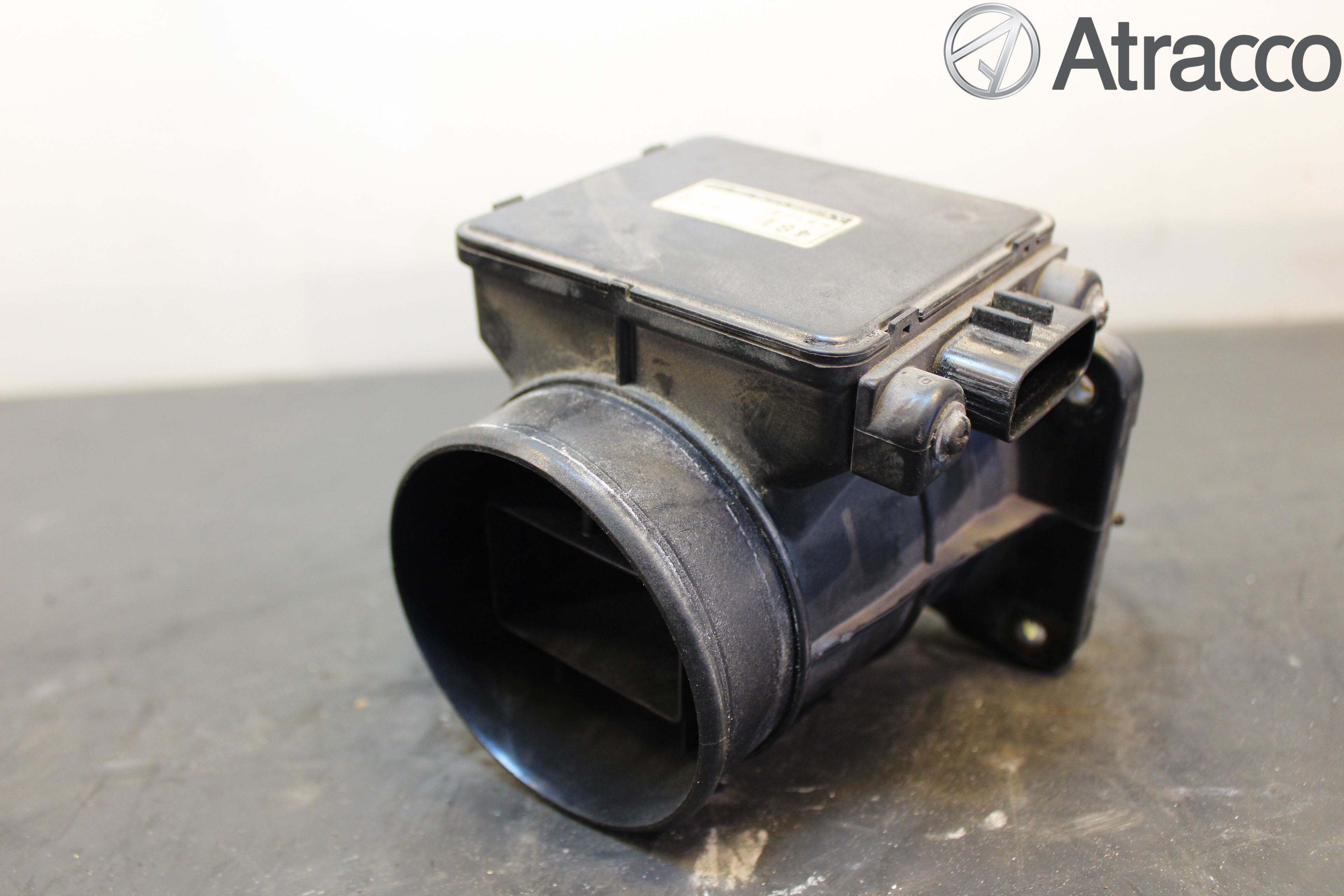 Mitsubishi CARISMA 96-99 Injluftmassamätare