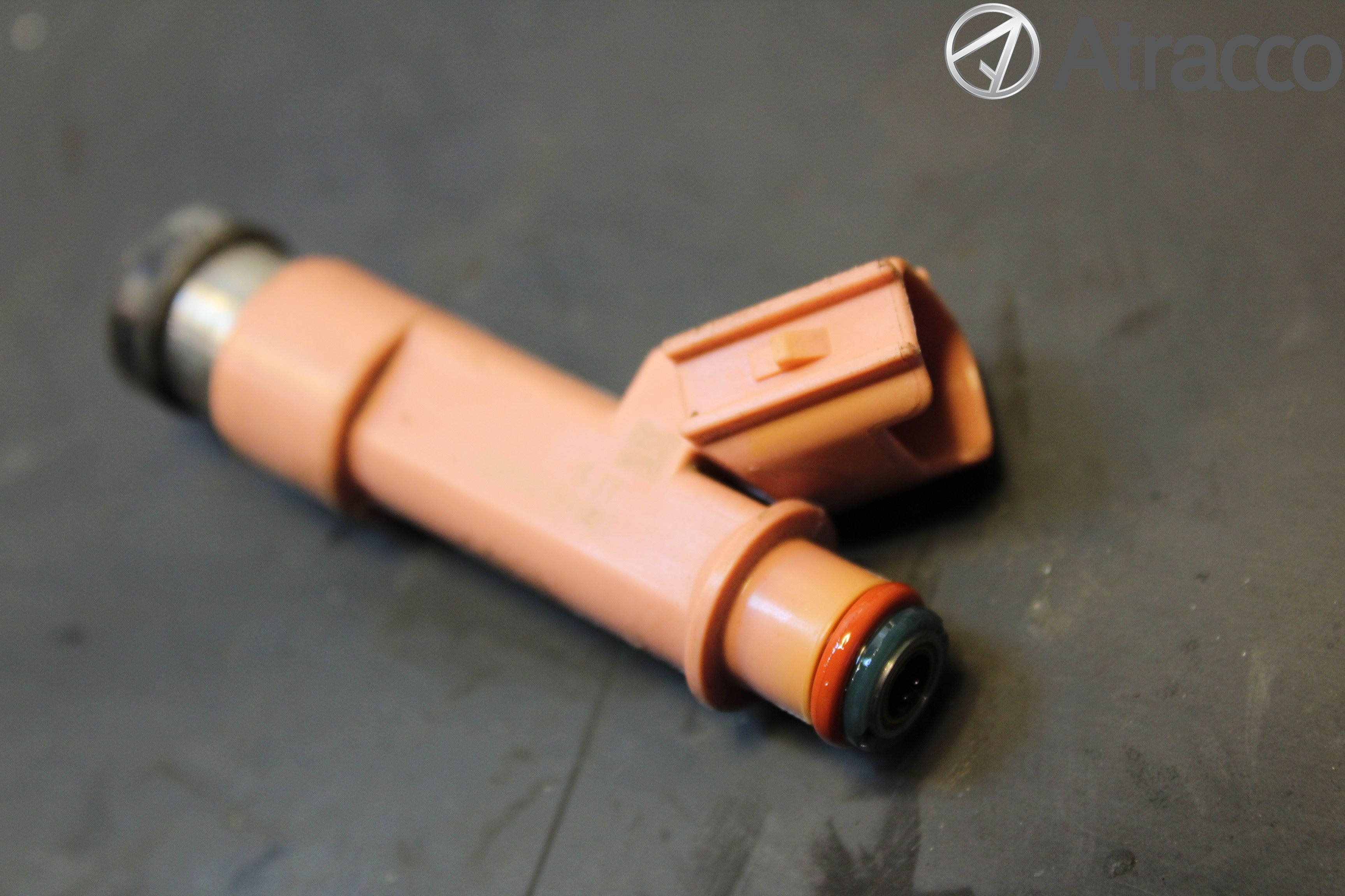 Toyota YARIS XP130 12-14 Injspridare