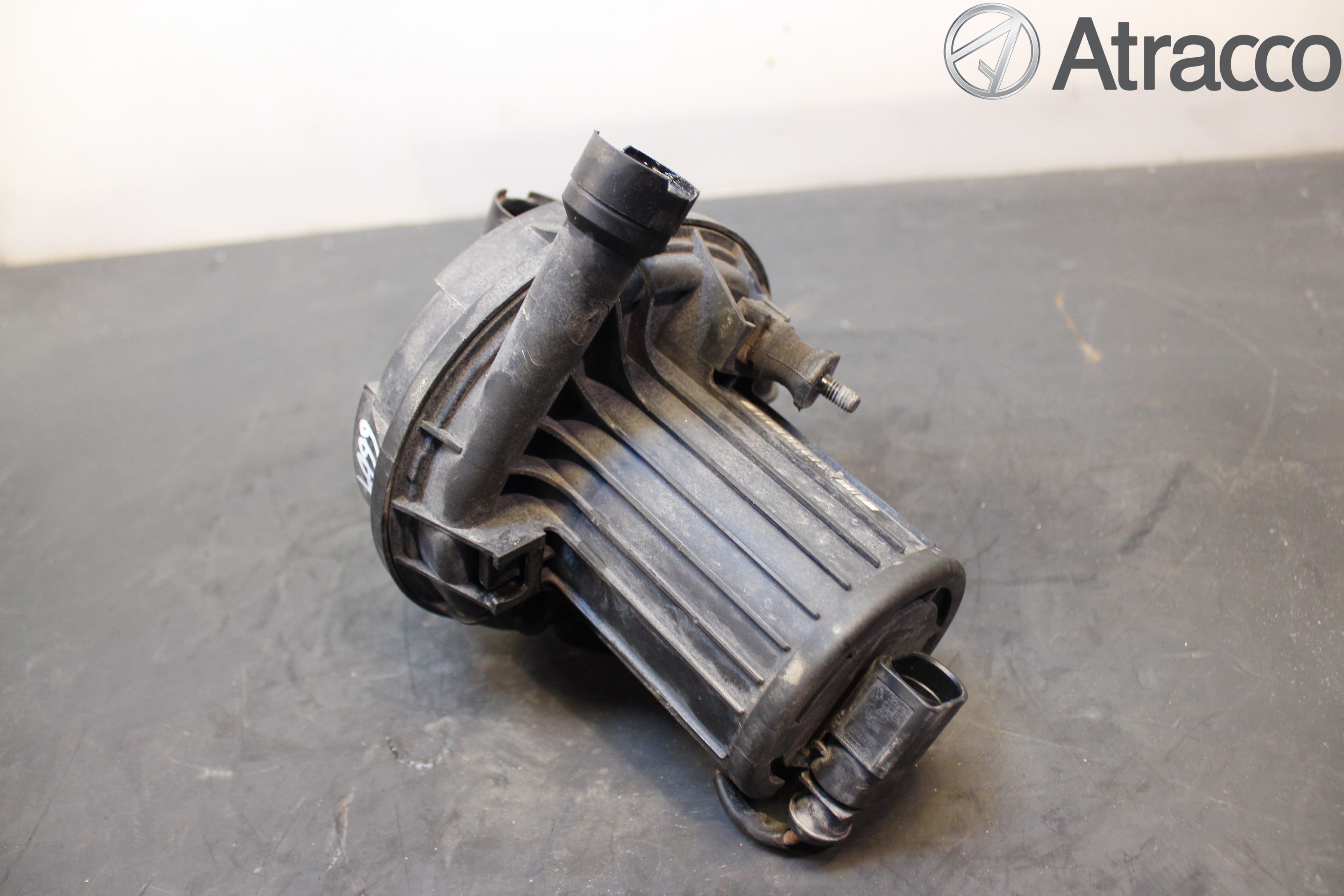 Volkswagen VW PASSAT 01-05 Luftpump-Avgasrening