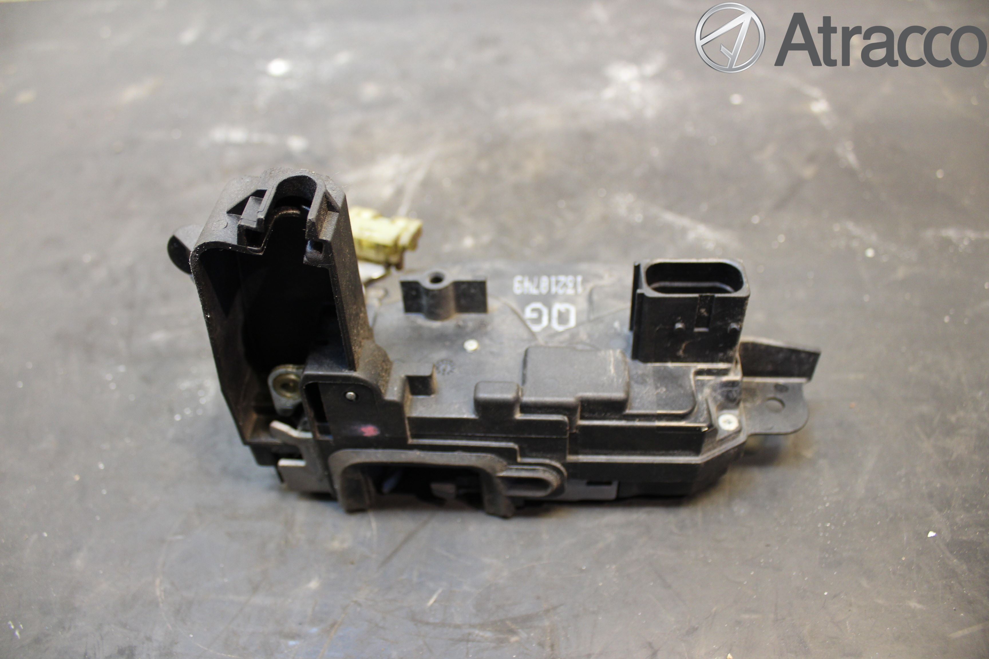 Opel ASTRA H 04-12 Låskista-Dörrlås