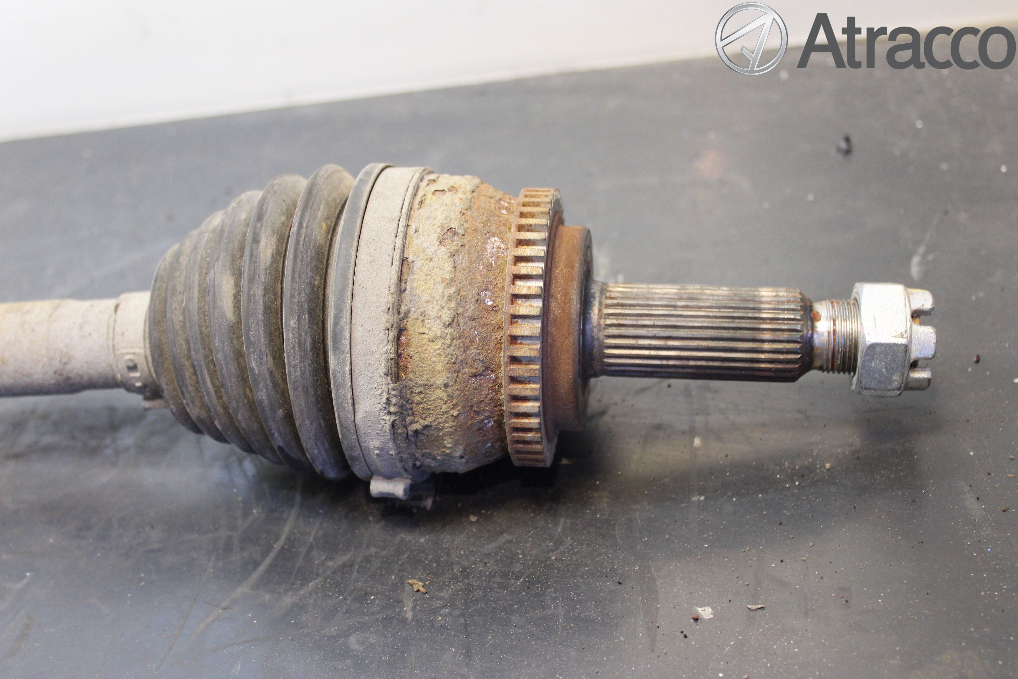 Hyundai i30 FD 07-12 Drivaxel Fram Höger