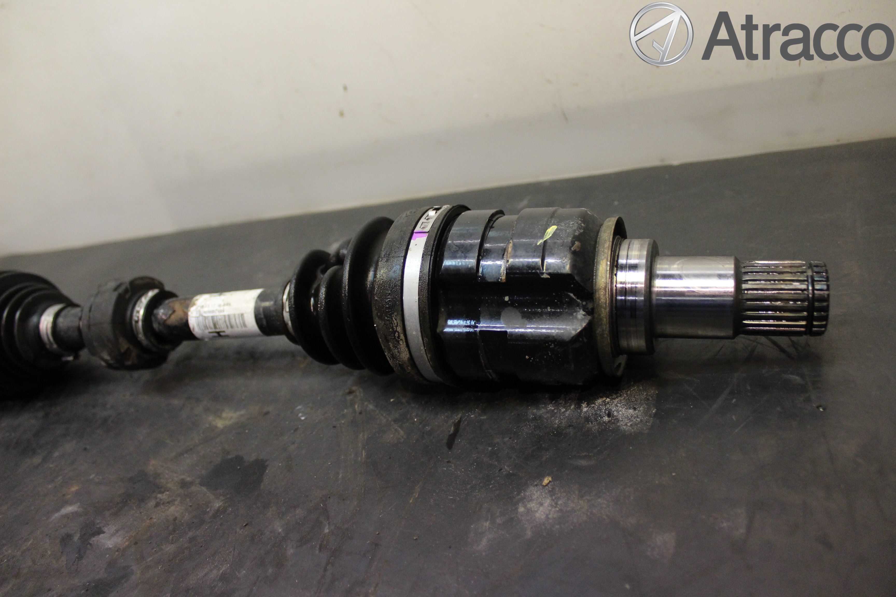 Toyota AURIS 13-19 Drivaxel Fram Vänster