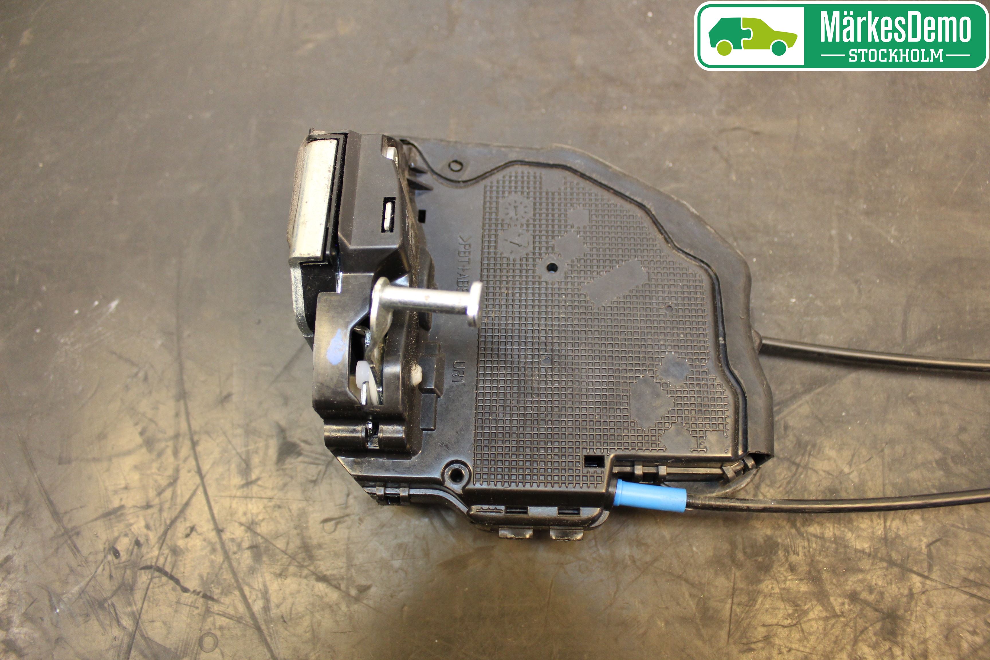 Toyota AURIS 13-19 Låskista-Dörrlås