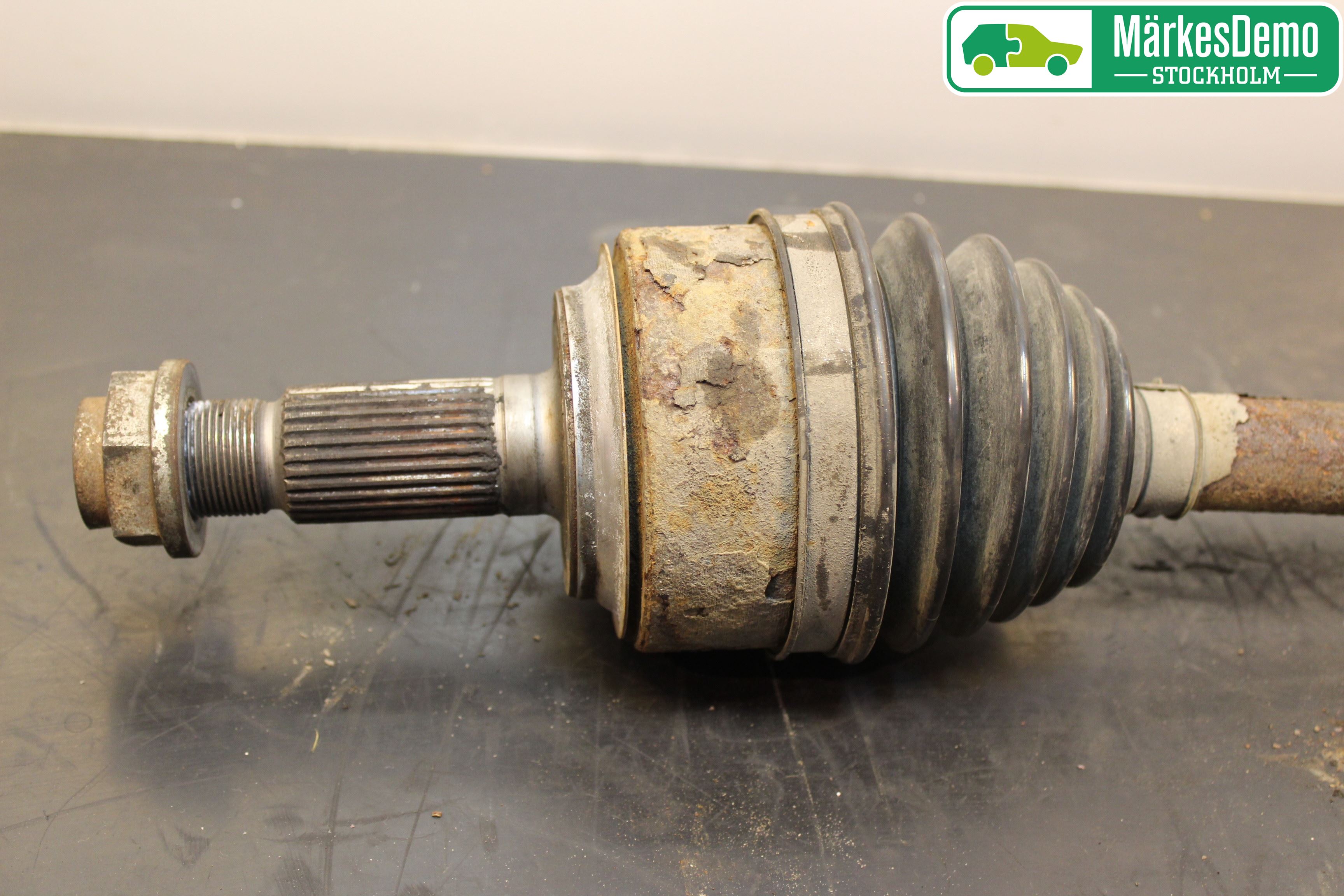 Honda CR-V 07-12 Drivaxel Fram Vänster