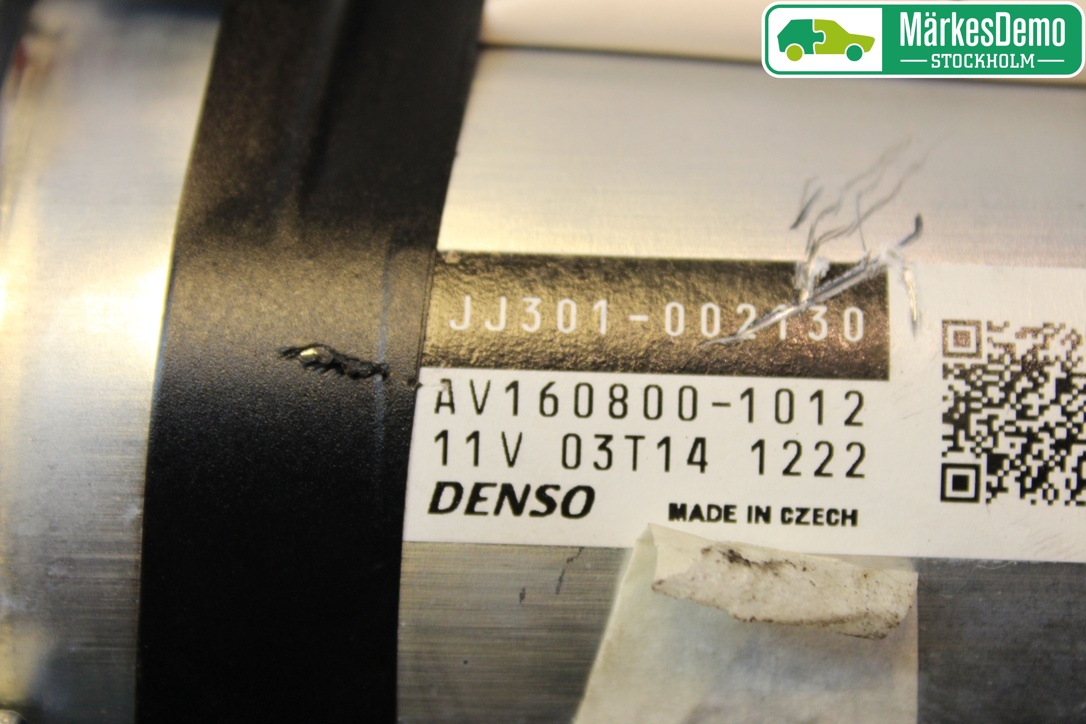 Toyota YARIS XP130 12-14 Rattaxelagg Med Inb Servo