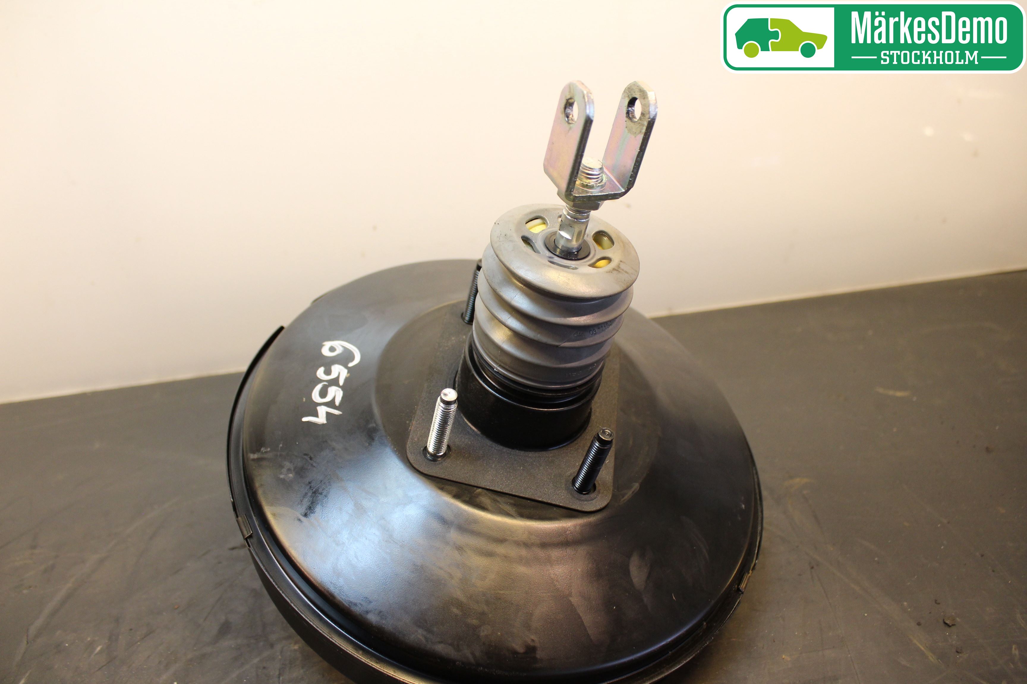 Toyota YARIS XP130 12-14 Bromsservo