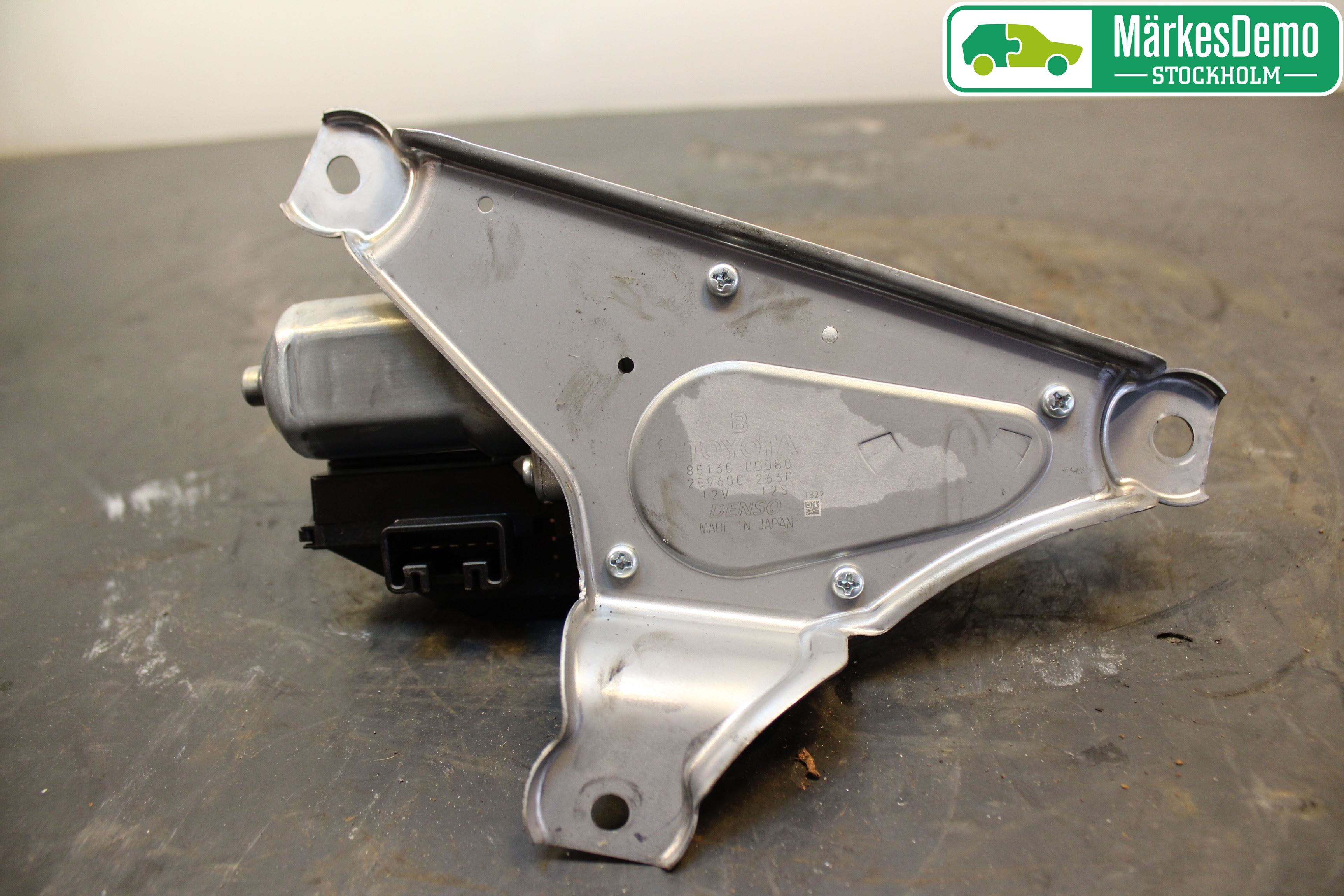Toyota YARIS XP130 12-14 Torkarmotor Baklucka