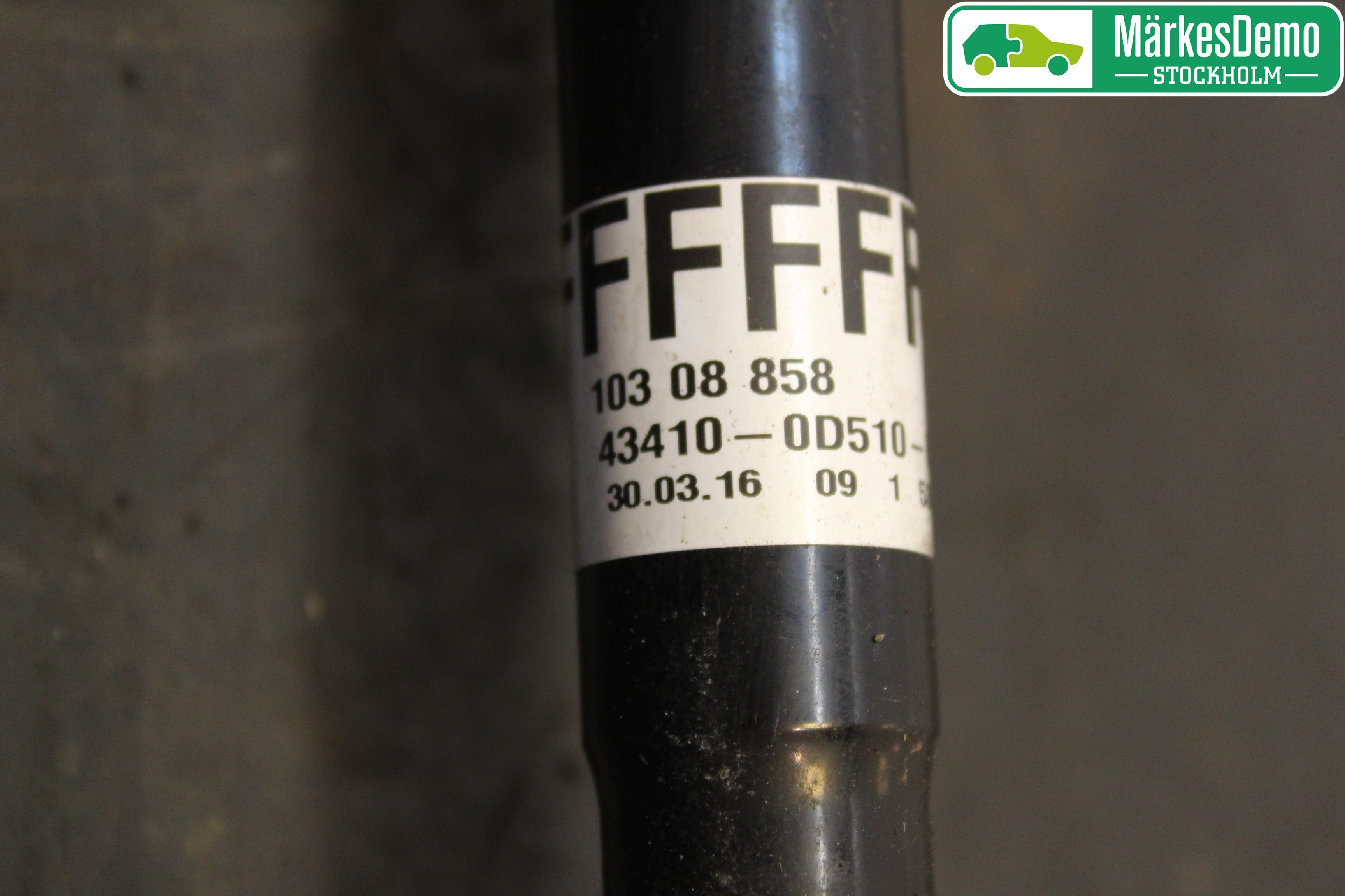 Toyota YARIS XP130 12-14 Drivaxel Fram Höger