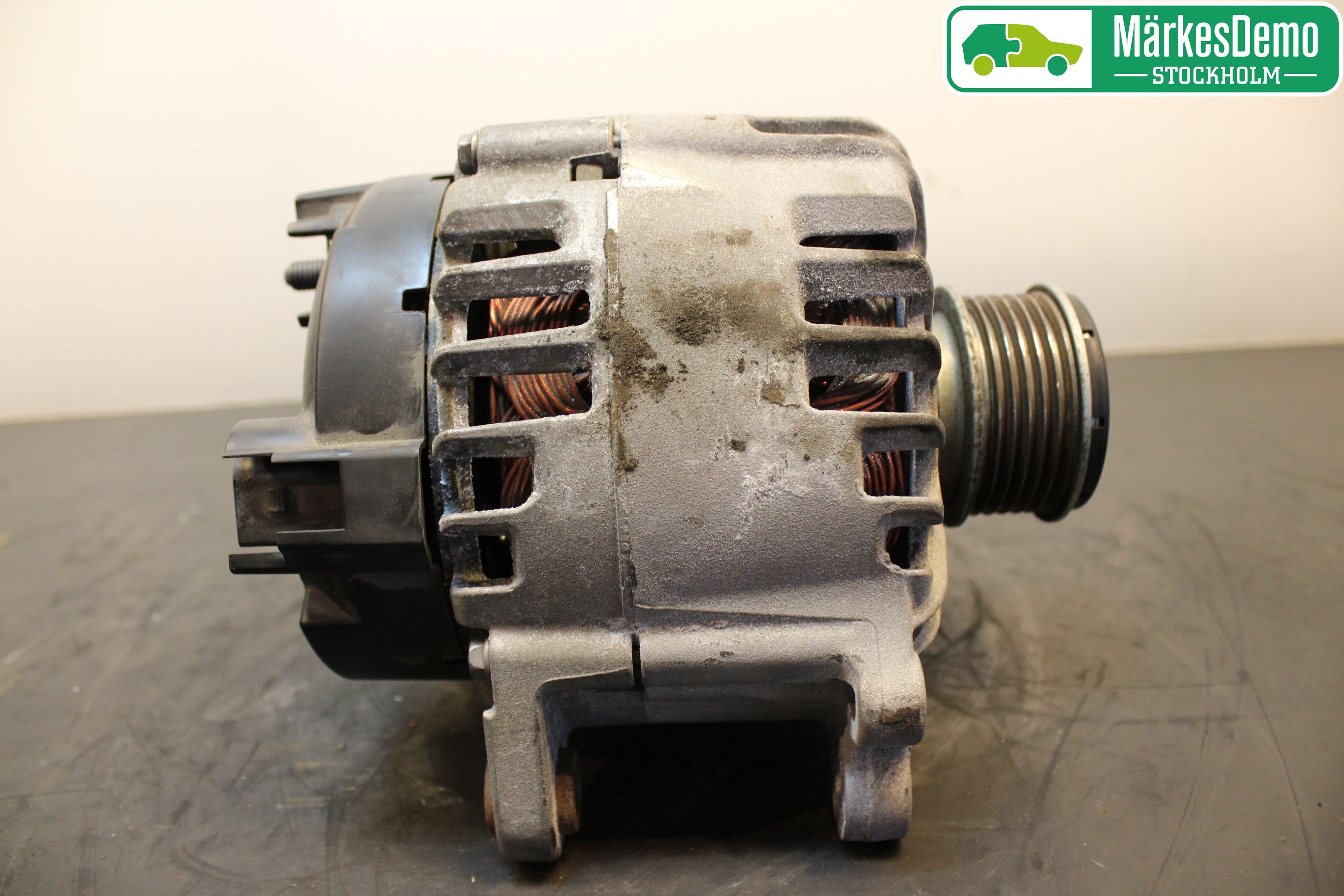 Volkswagen VW GOLF VI 09-13 Generator