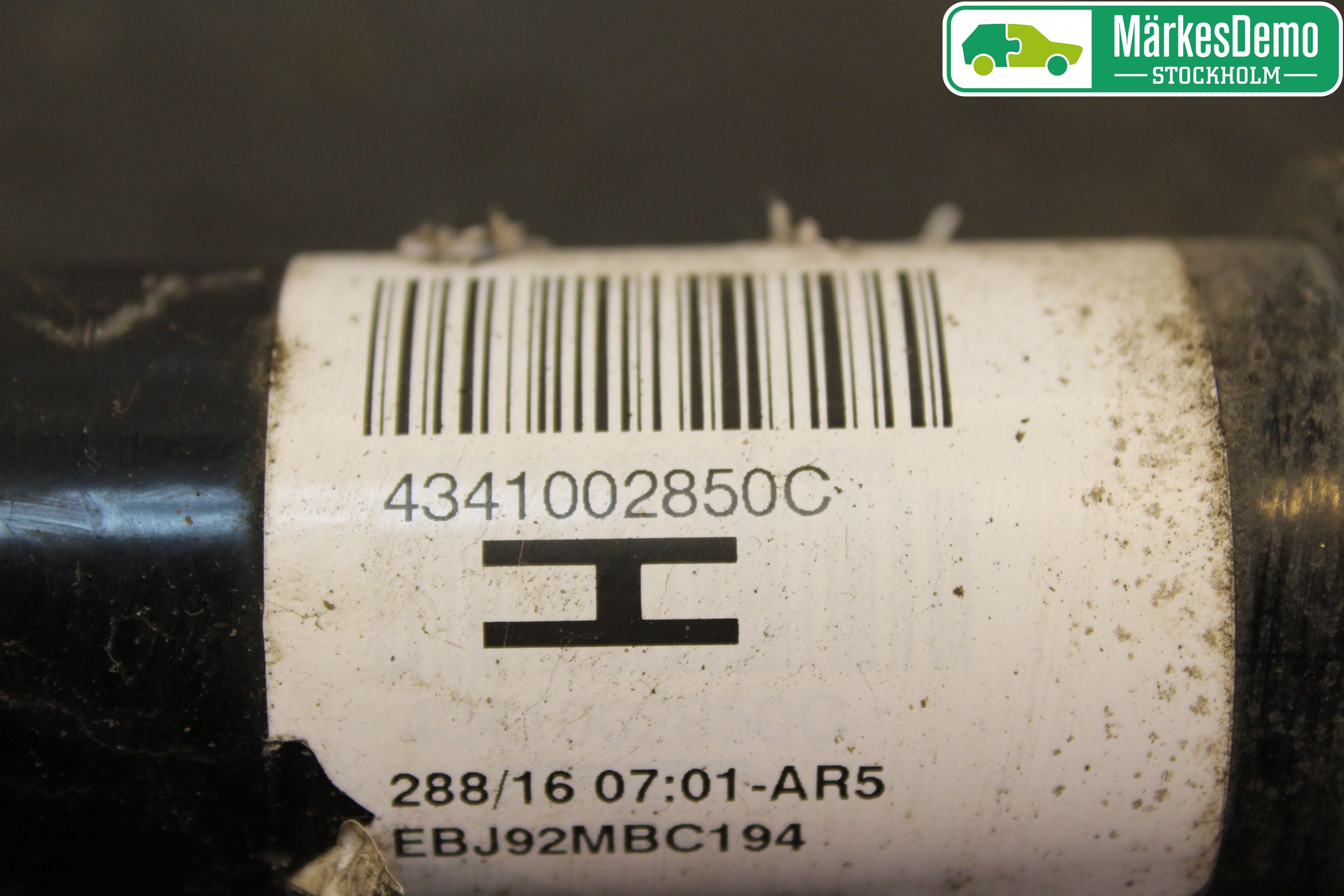 Toyota AURIS 13-19 Drivaxel Fram Höger
