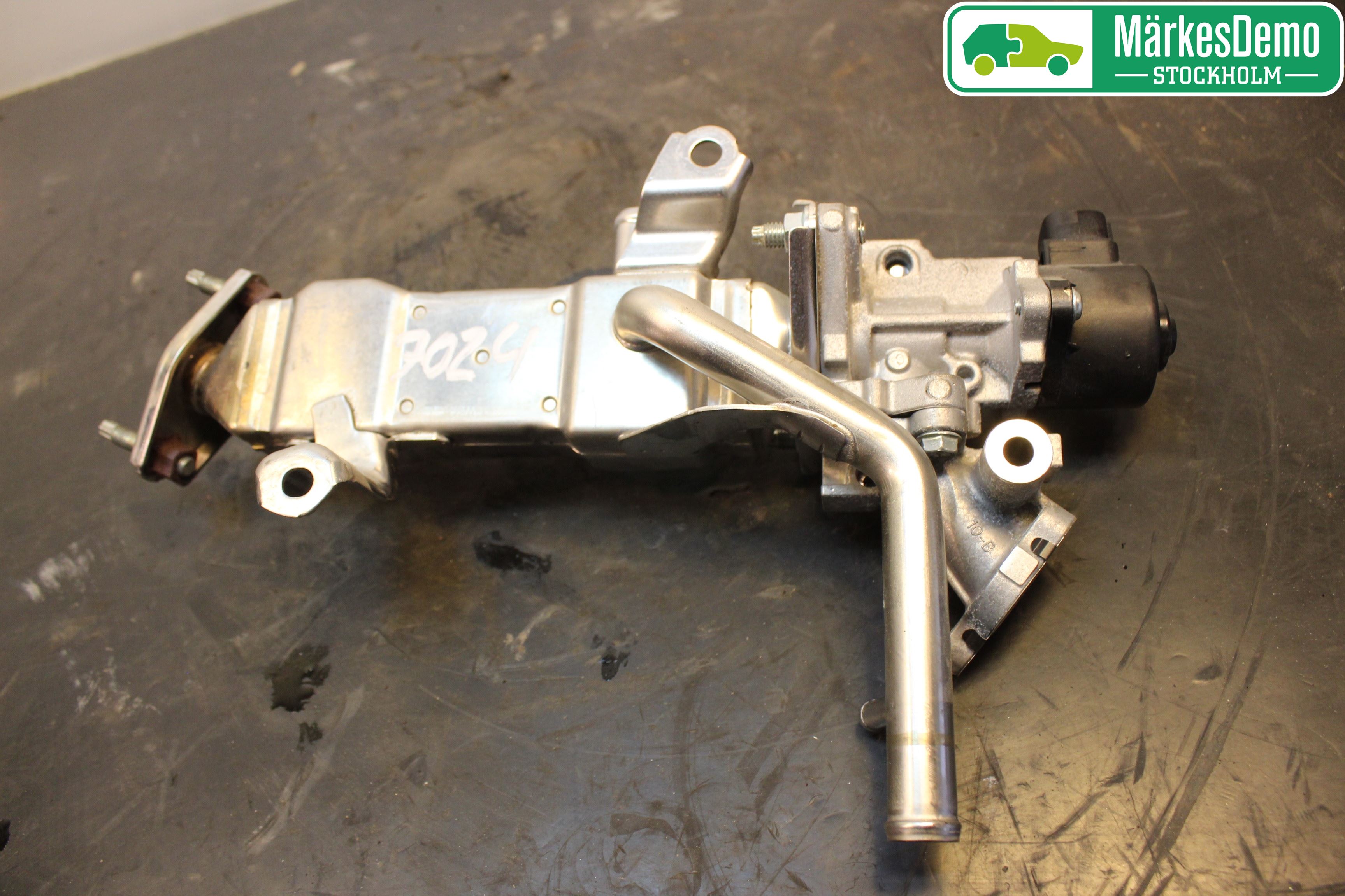 Toyota AURIS 13-19 Avgaskylare