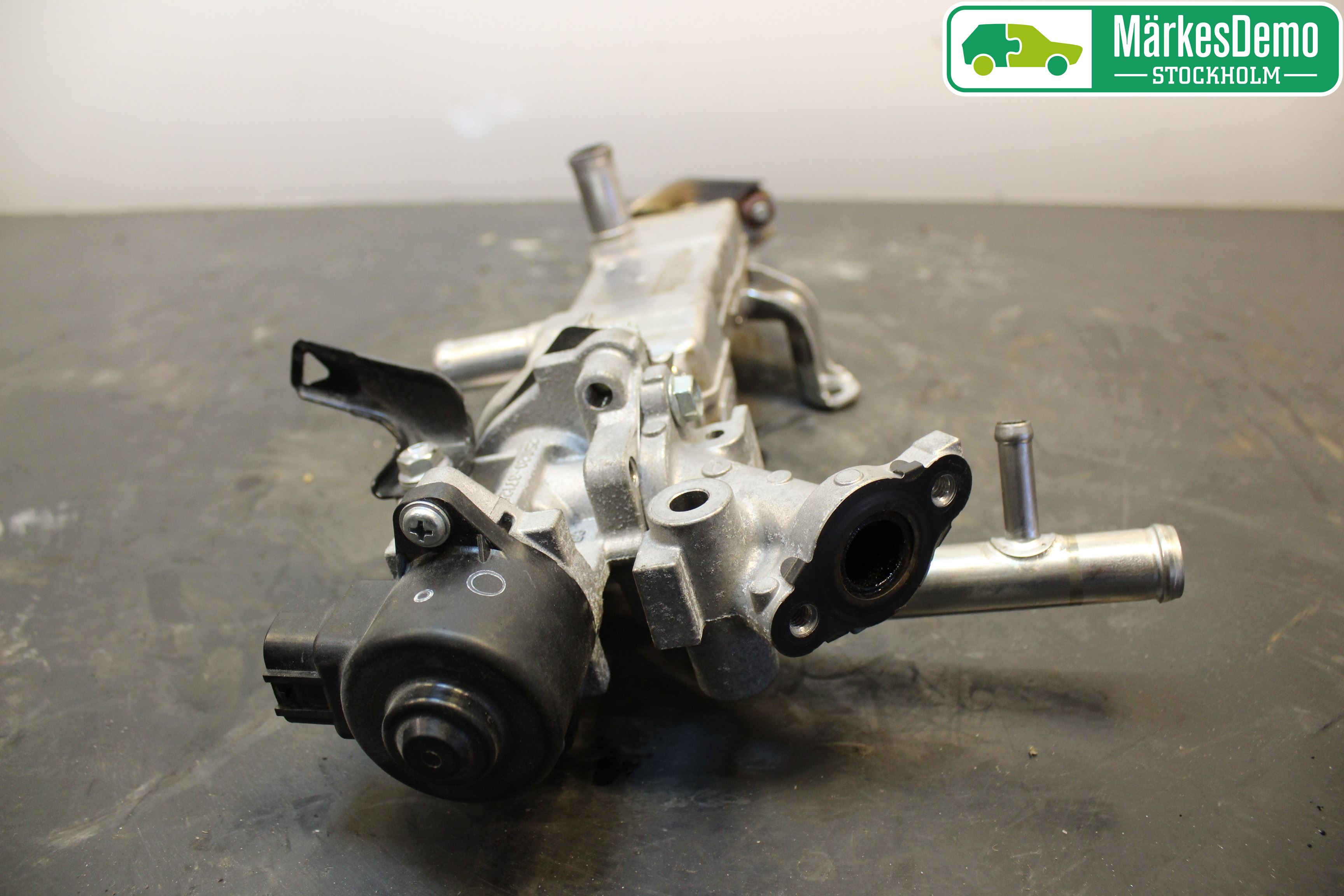 Toyota AURIS 13-19 Avgaskylare