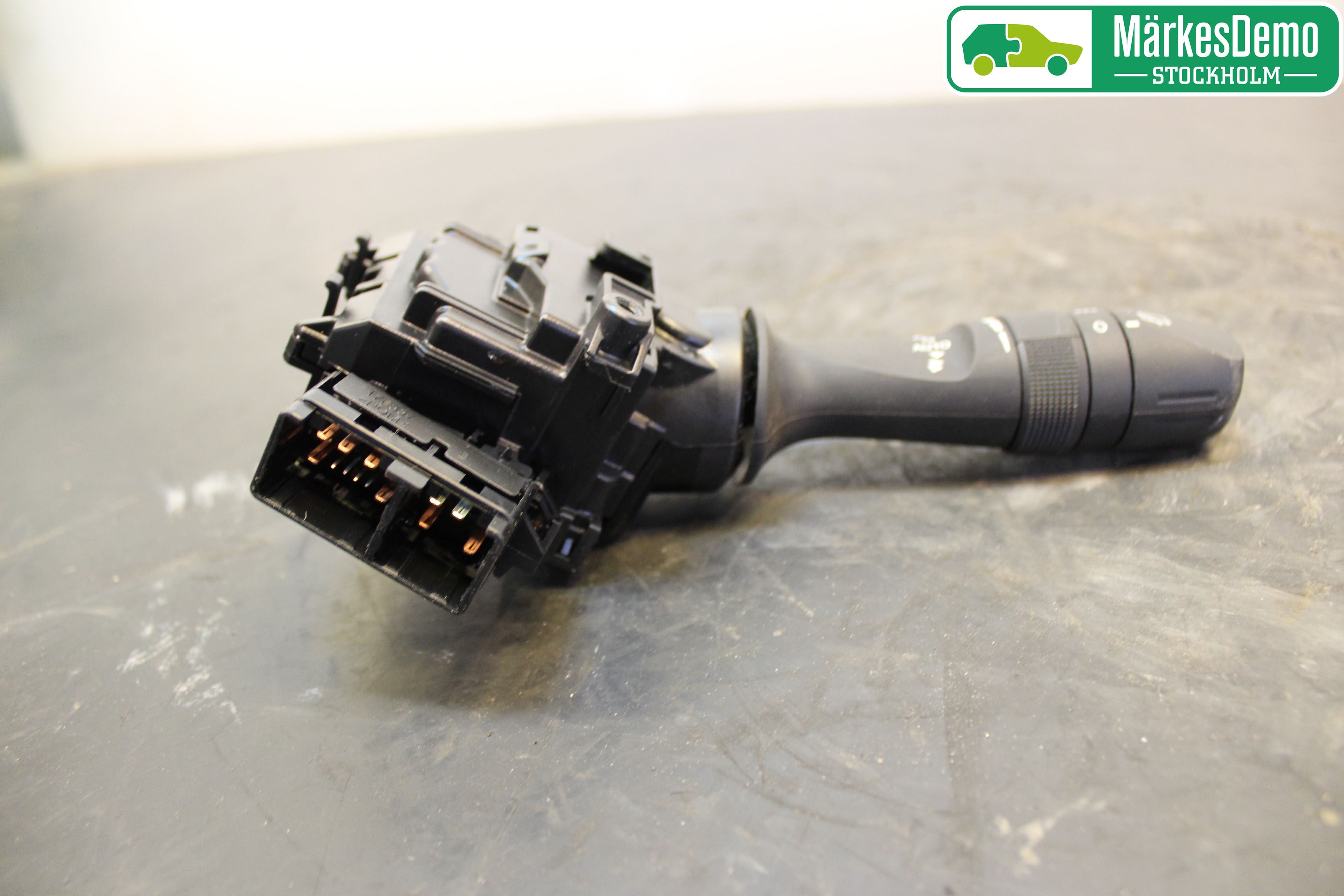 Toyota AURIS 13-19 Spak Torkar-Spolomk