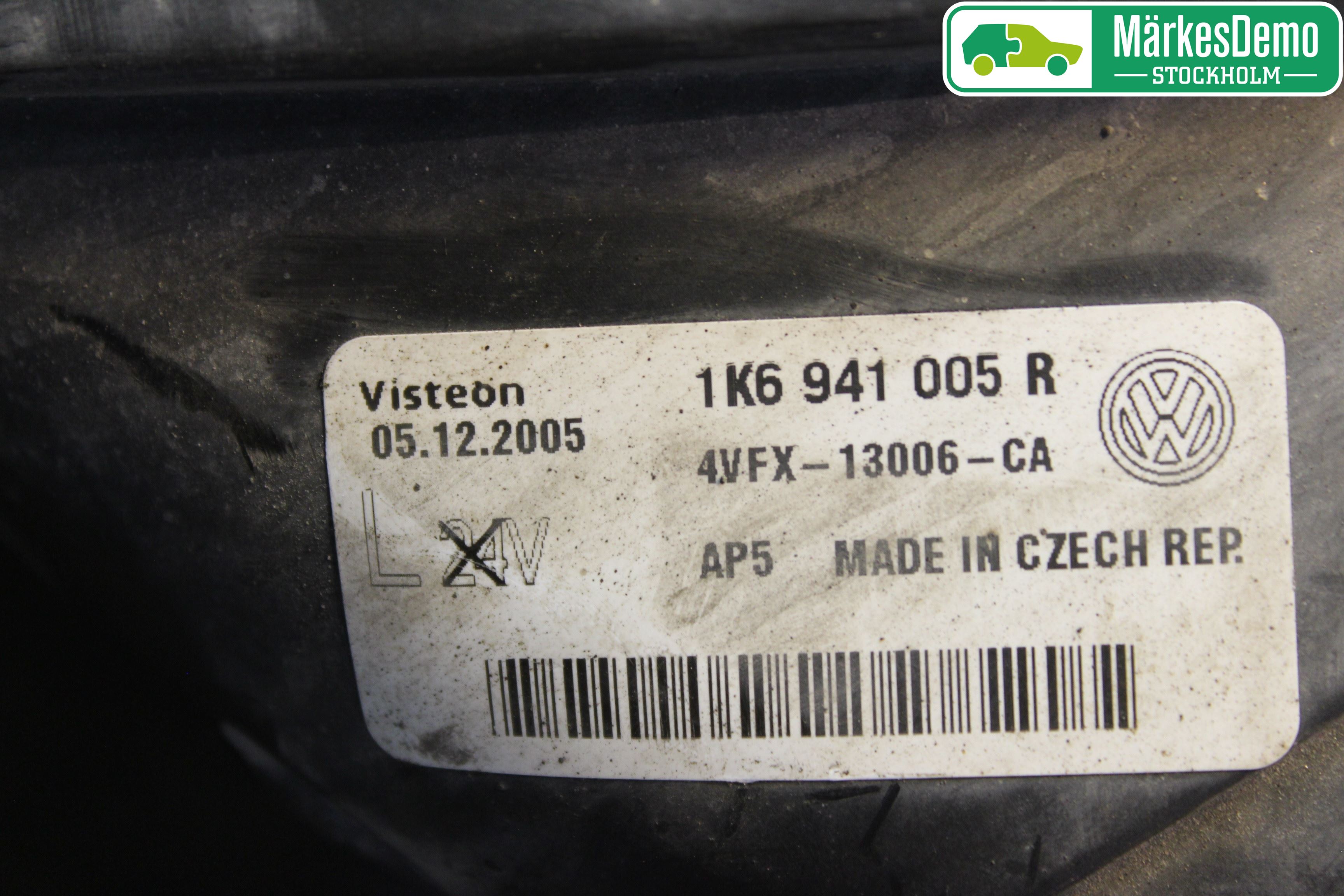 Volkswagen VW GOLF V 04-09 Strålkastare Vänster